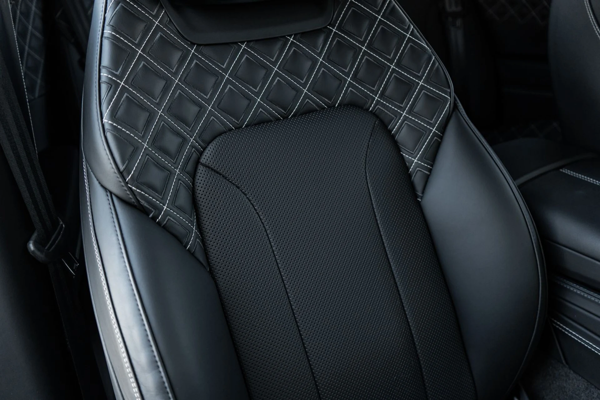 mph042_2389329816_da60499d_3568_44e9_8e38_51416a64aaa0_9ba4434042