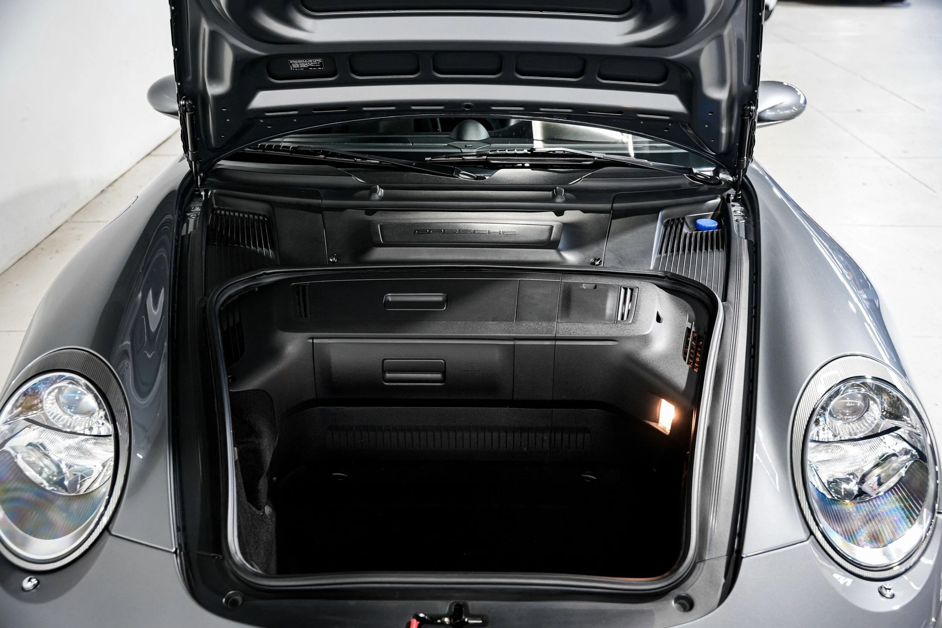 mph042_2392186462_0f2037f7de7ead415f7c7eff0e98d661x_0a6da7d0db