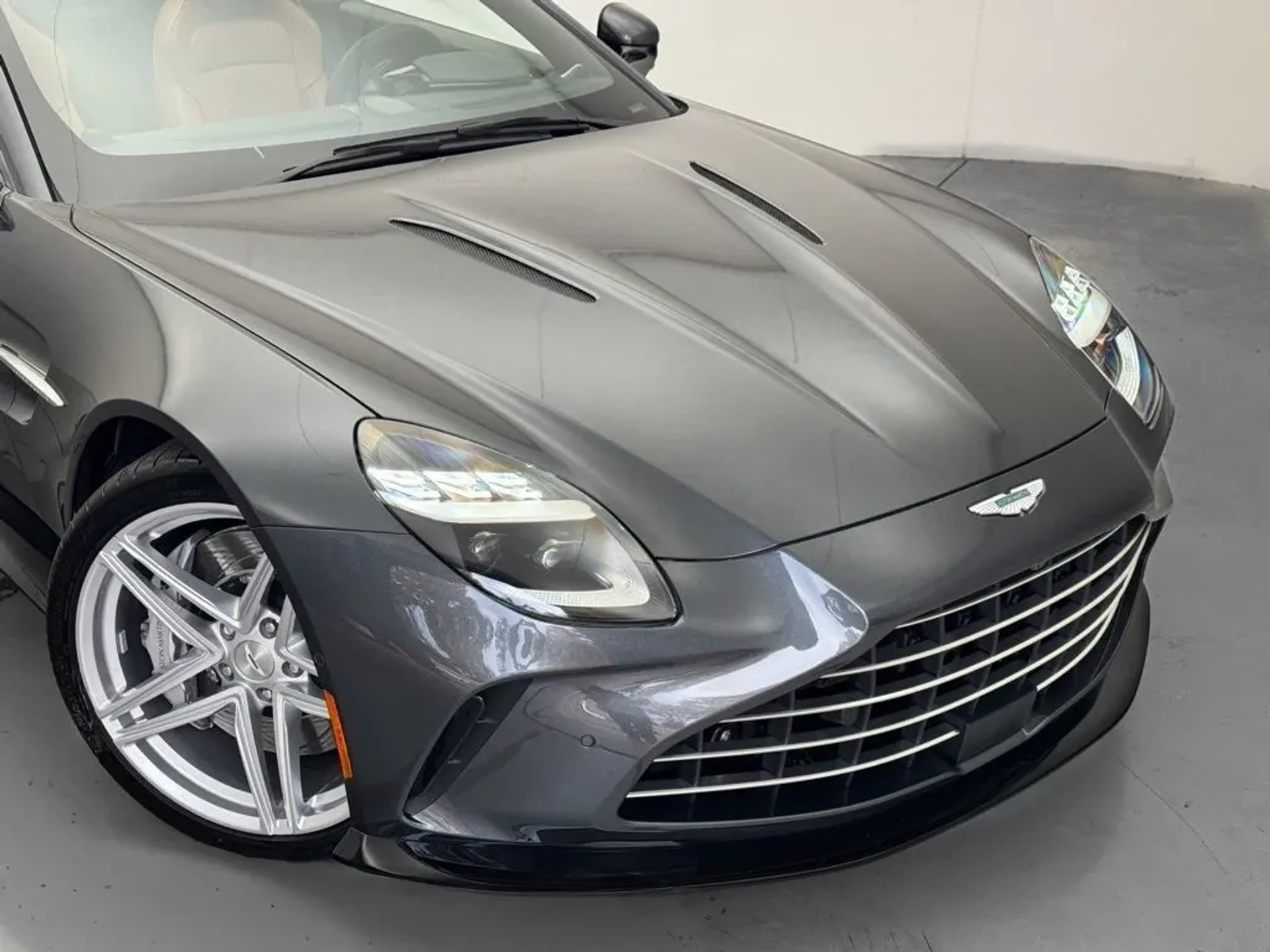 mph042_239499909_9unjq5hntllsmkmvoyjwzln4mp03_055527531f