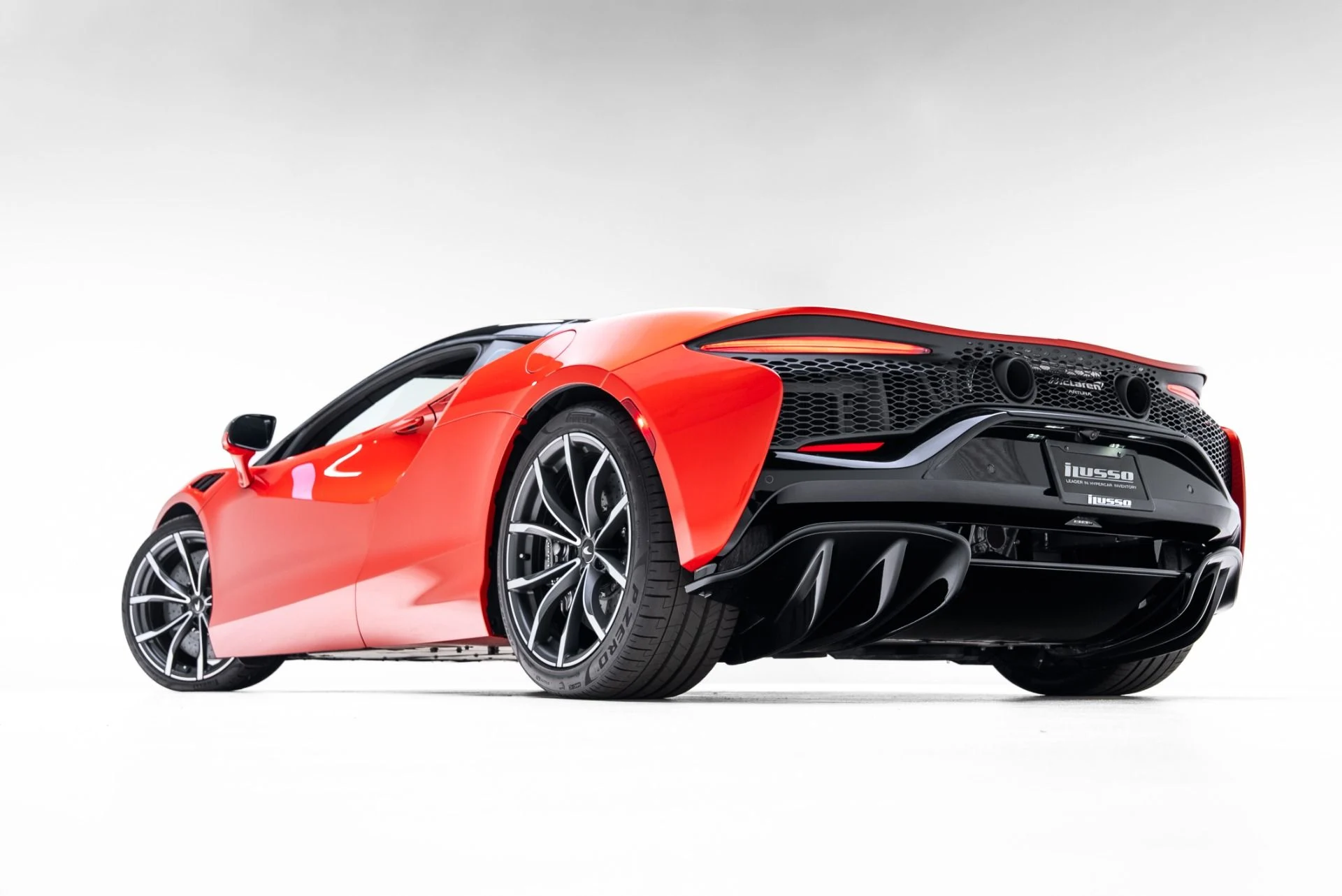 mph042_2408686941_Used_2024_Mc_Laren_Artura_1774465226_28437d2a70