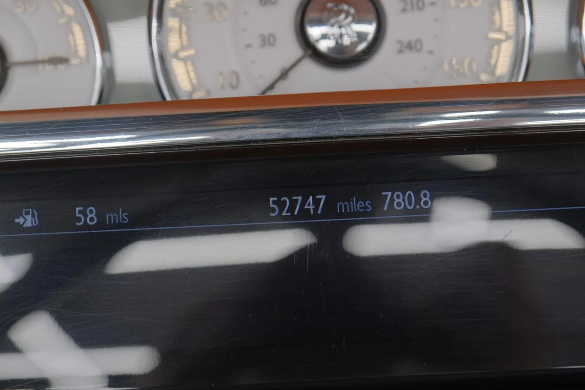 mph042_2418625071_635934e6867cee8d93ee25b3797140f1_5b8d50687a