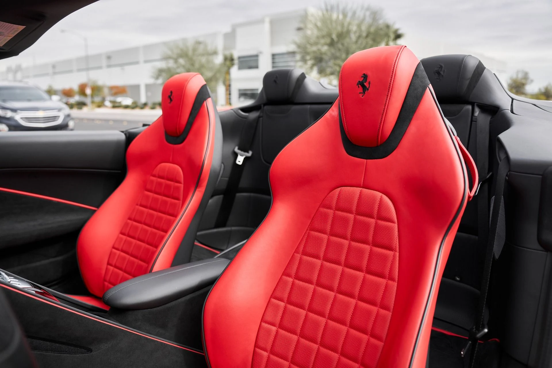 mph042_244141650_Used_2024_Ferrari_Roma_Base_1763170096_c43863468b