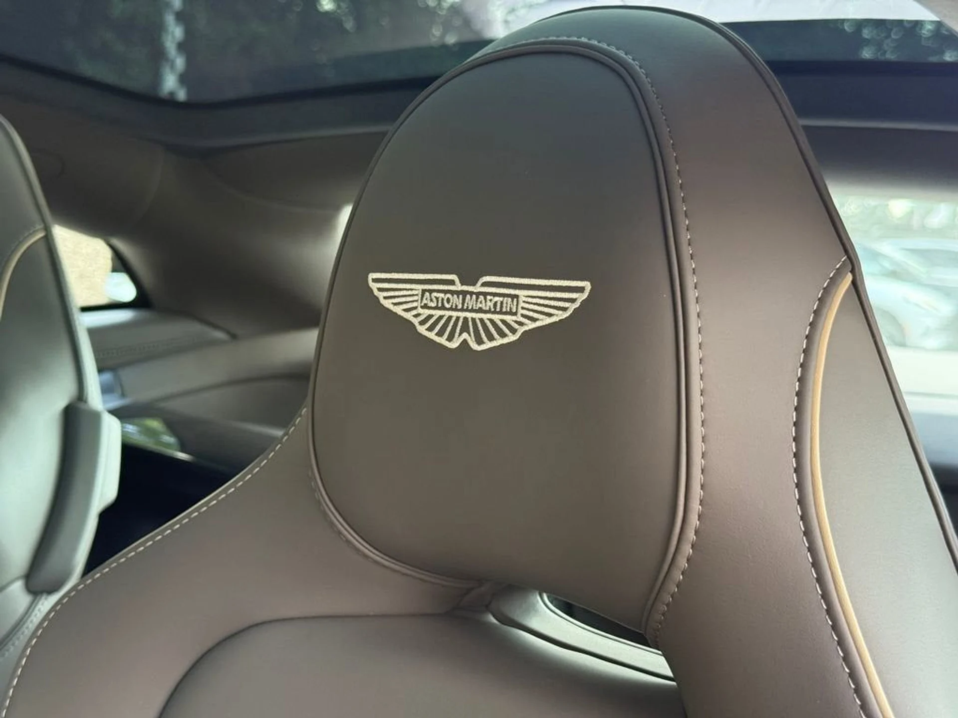 mph042_2463818787_83ce9914edd64d30a32264d026c78572_5ec358f7b2