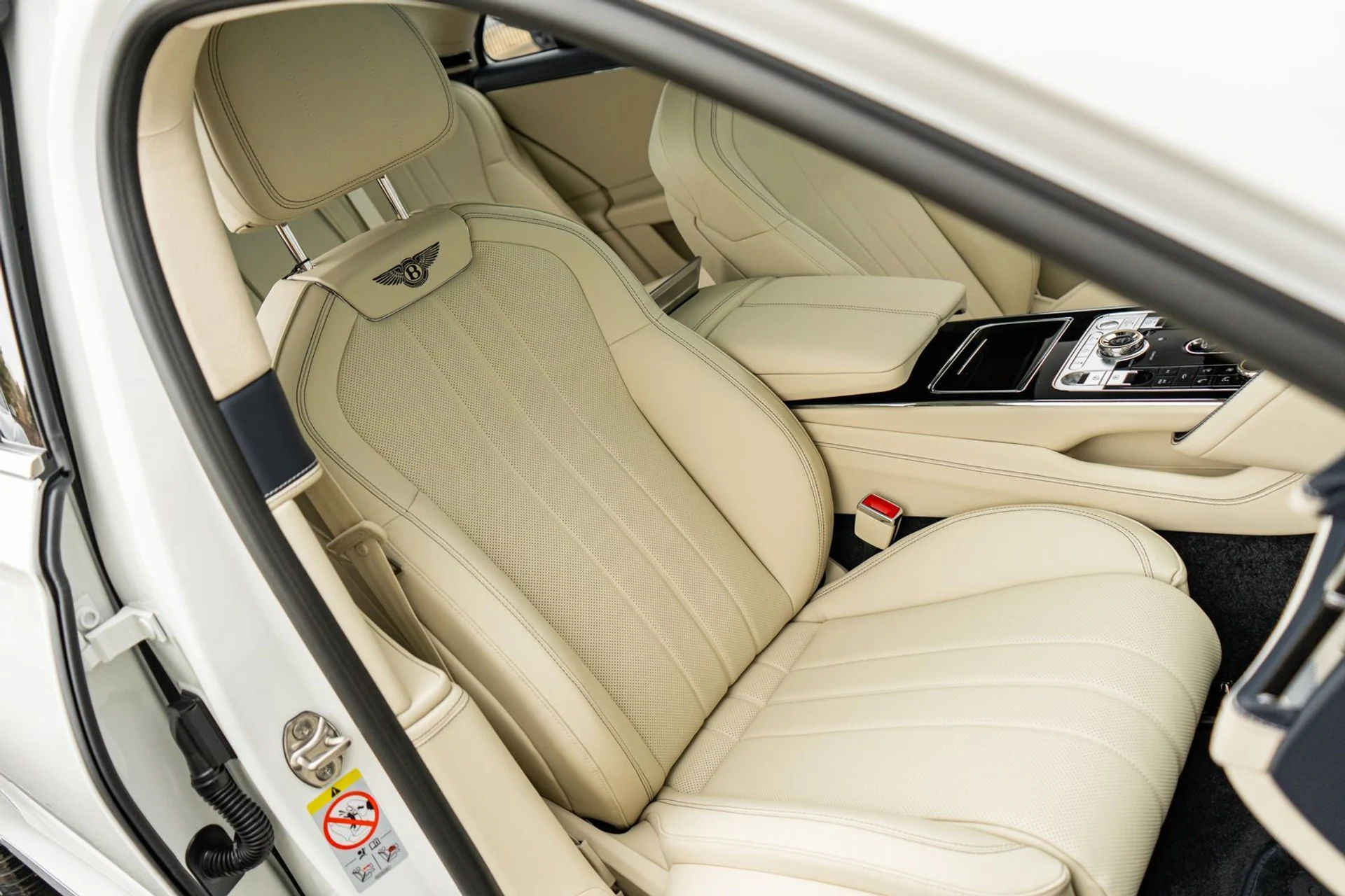 mph042_2474691707_1a4e9448_54de_40f6_9317_337eb788556c_24a4b19193