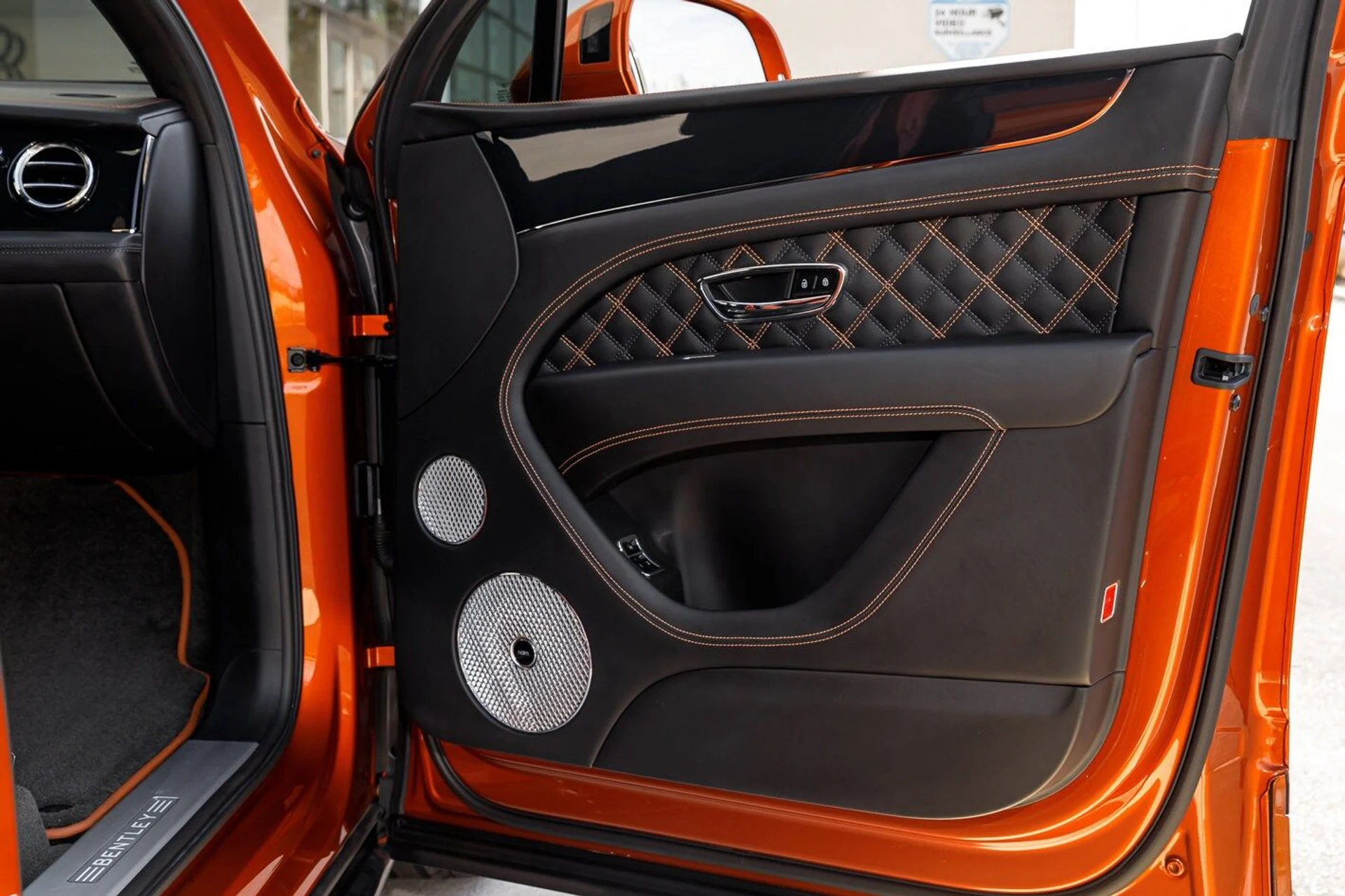 mph042_2476203608_10535c35a1165ea7cacf7882bcdb66c4x_f386cf0614