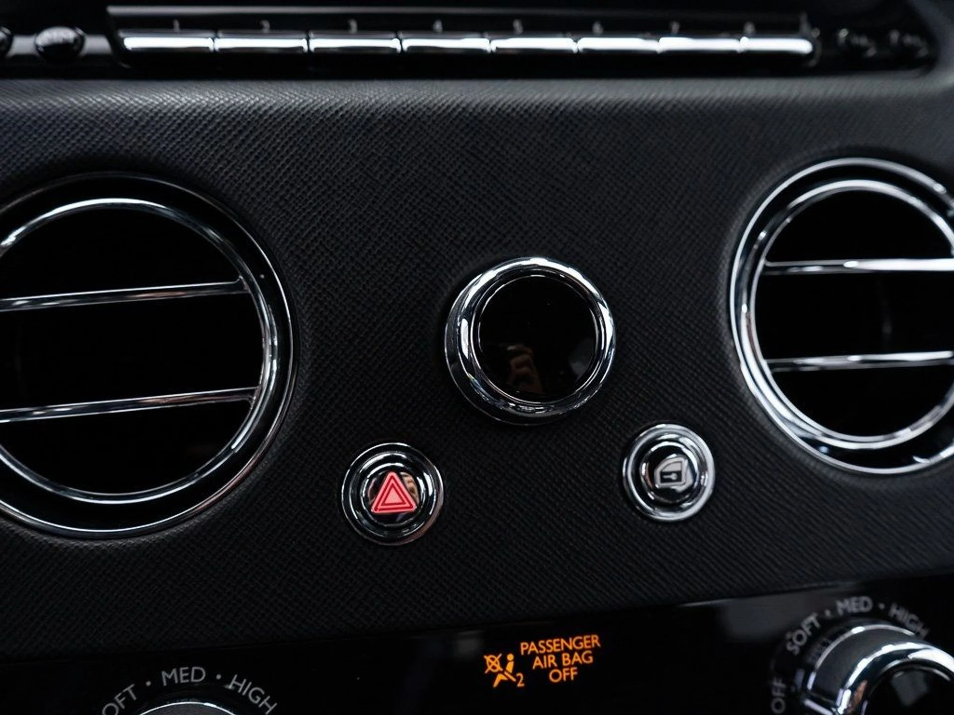 mph042_2486597434_5de9d7c4df059bc39b1e6a61a54b70f1_4b0cd3e2fb