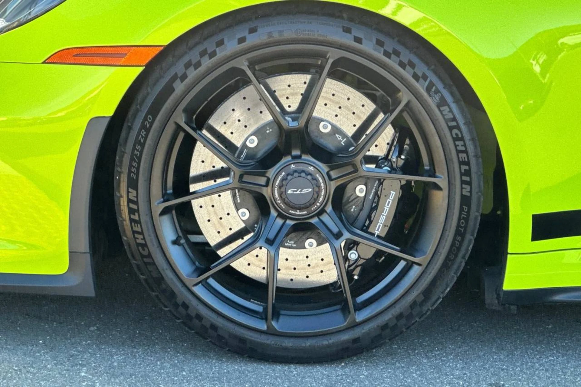 mph042_2487654112_1280_494dde29b4