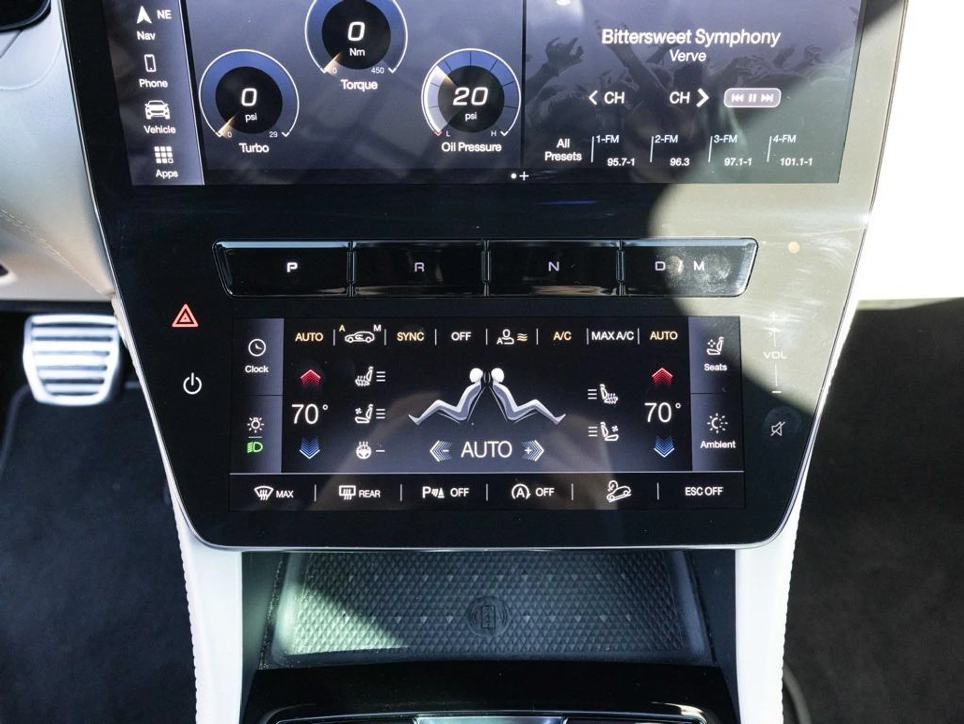 mph042_2490482183_480723428_694422fc4f23a11bfcaf53fd_3ee753538c