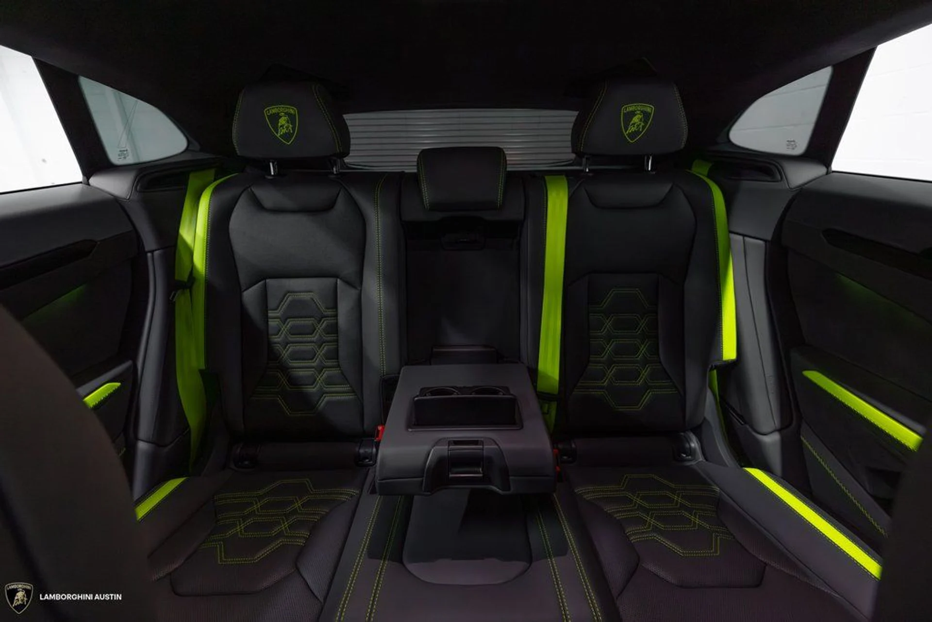 mph042_2499094299_0029a885742ae4172e5f4abc57775663x_da21ec4265