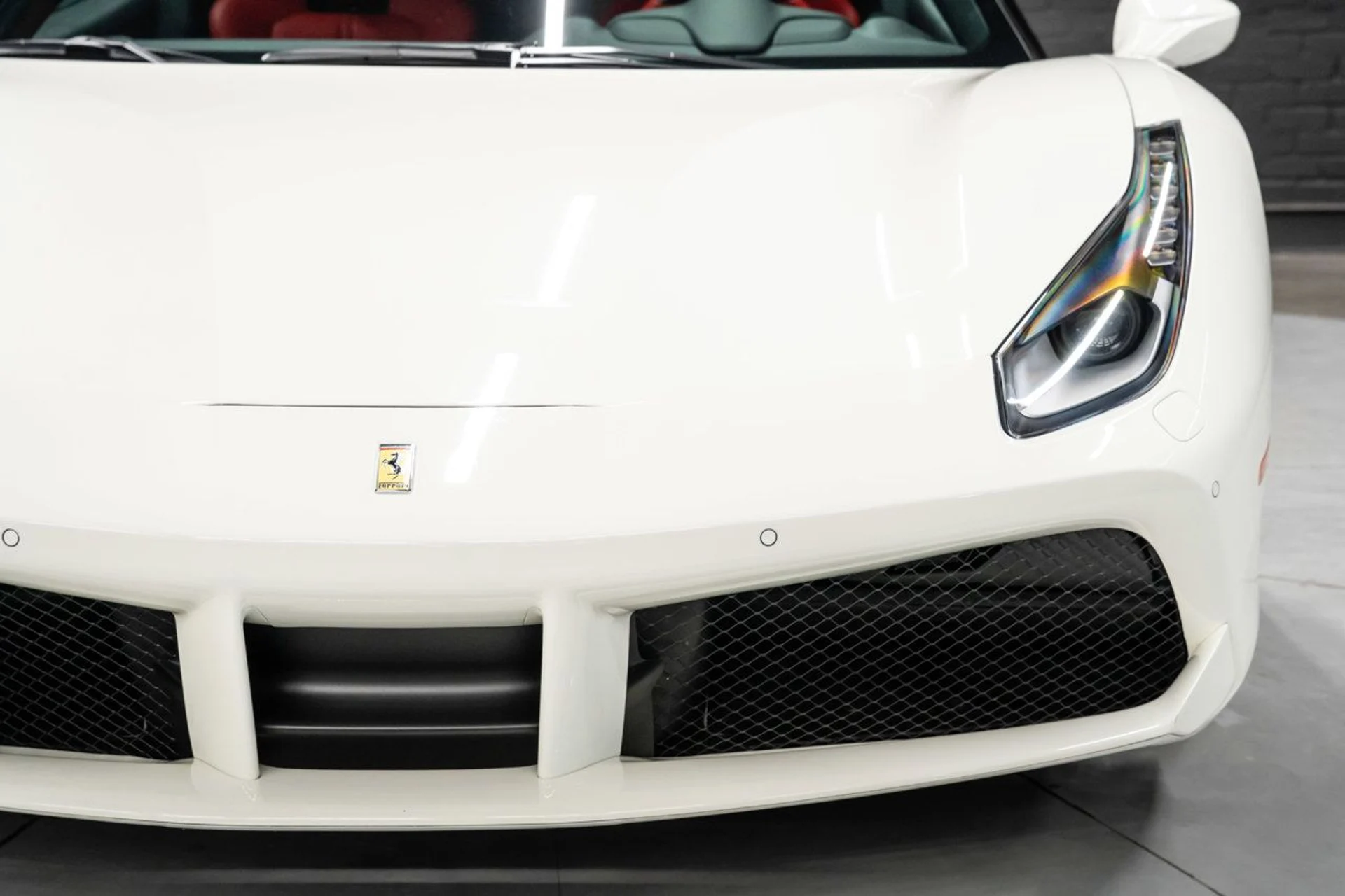 mph042_2503725847_ferrari_488_gtb_2018_a533257bc2