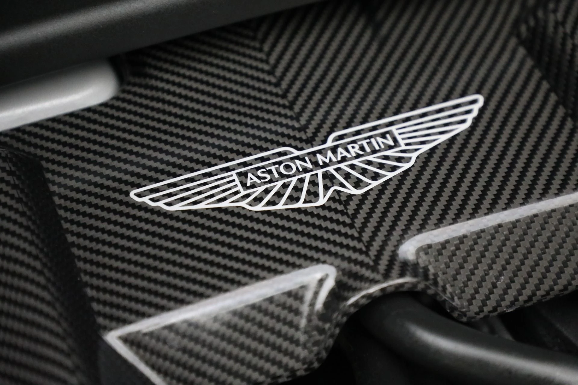 mph042_2515598418_New_2025_Aston_Martin_Vanquish_508107ff95