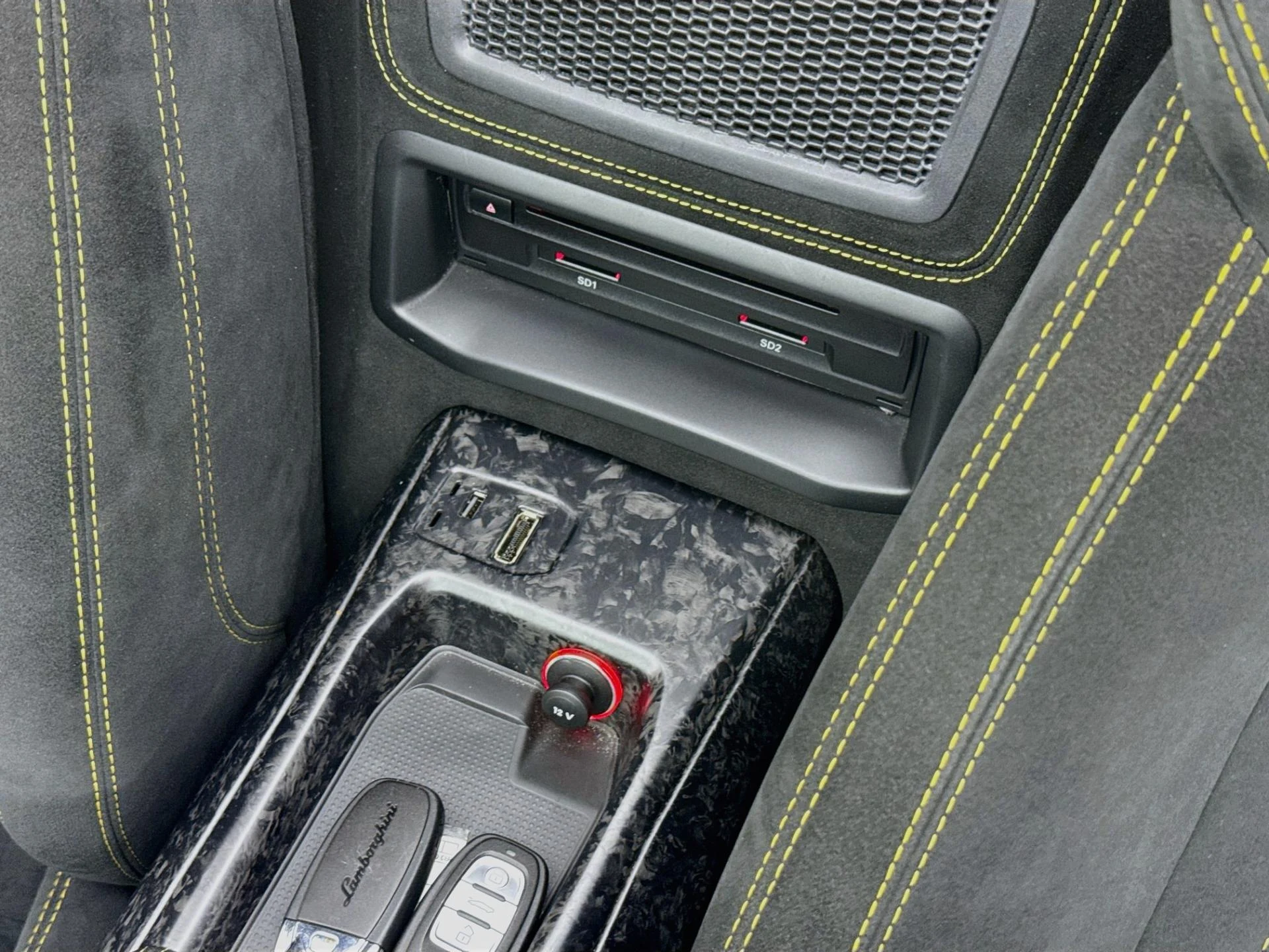 mph042_2519407754_Used_2019_Lamborghini_Huracan_Performante_Spyder_1793134366_15a818310c