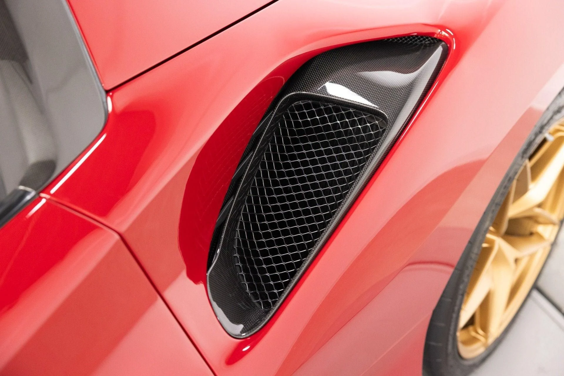 mph042_2537762123_Used_2020_Ferrari_488_Pista_Spider_1786793396_150e28da92