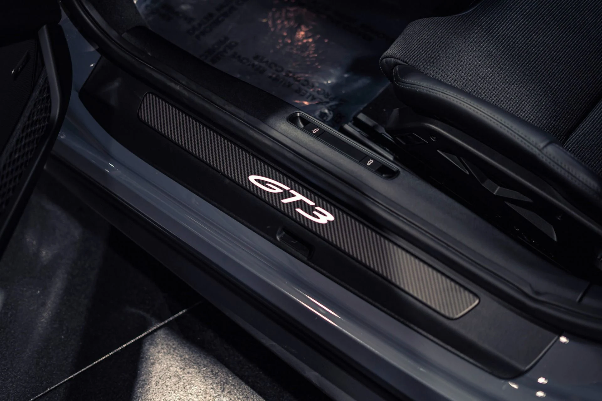 mph042_2543367358_Used_2026_Porsche_911_GT_3_Touring_Lightweight_Package_1776110091_dddab29b58