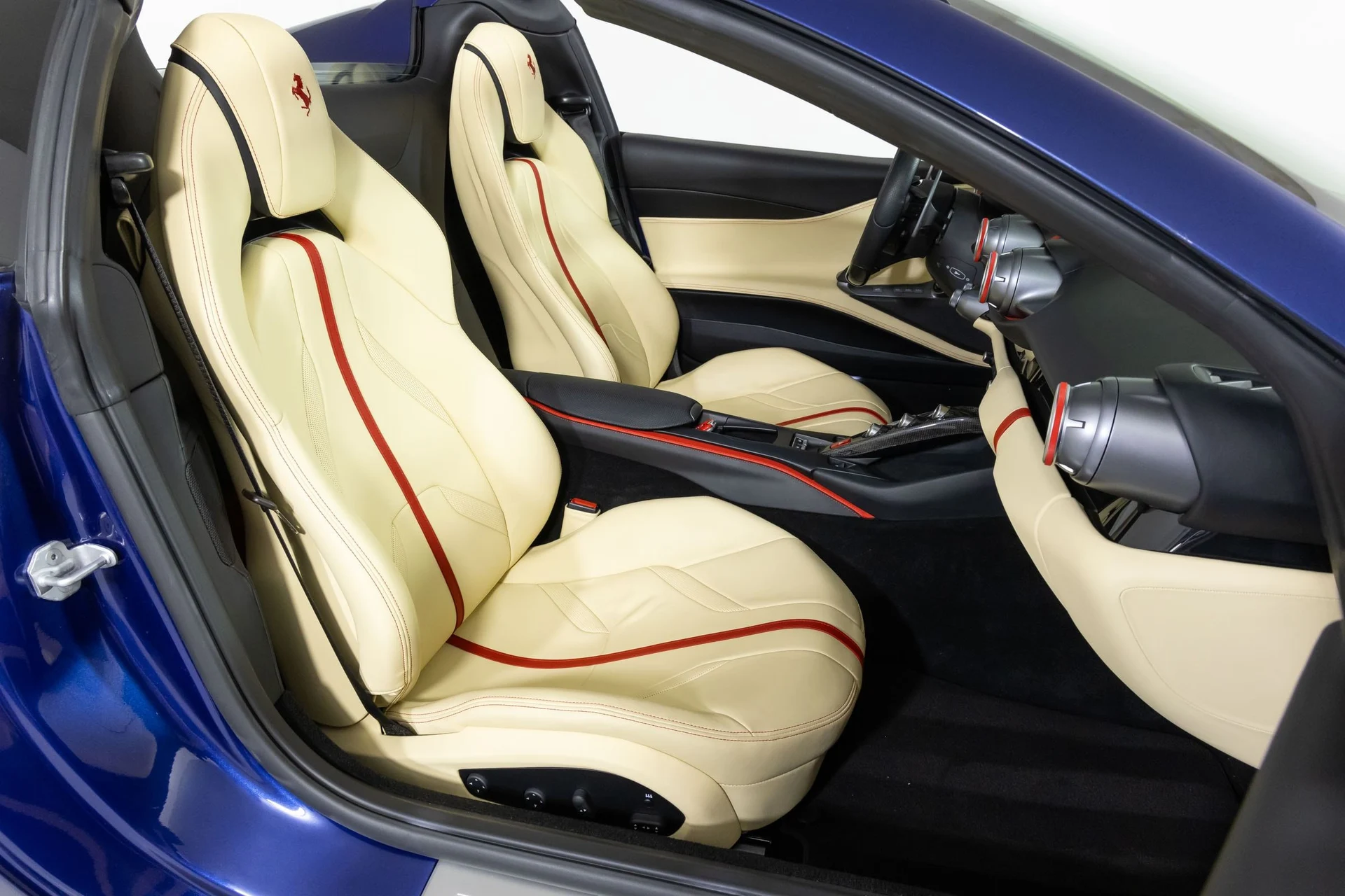 mph042_2548530064_882c1e5956b74f8ba4c7480e06a22aa2_cb1856420a