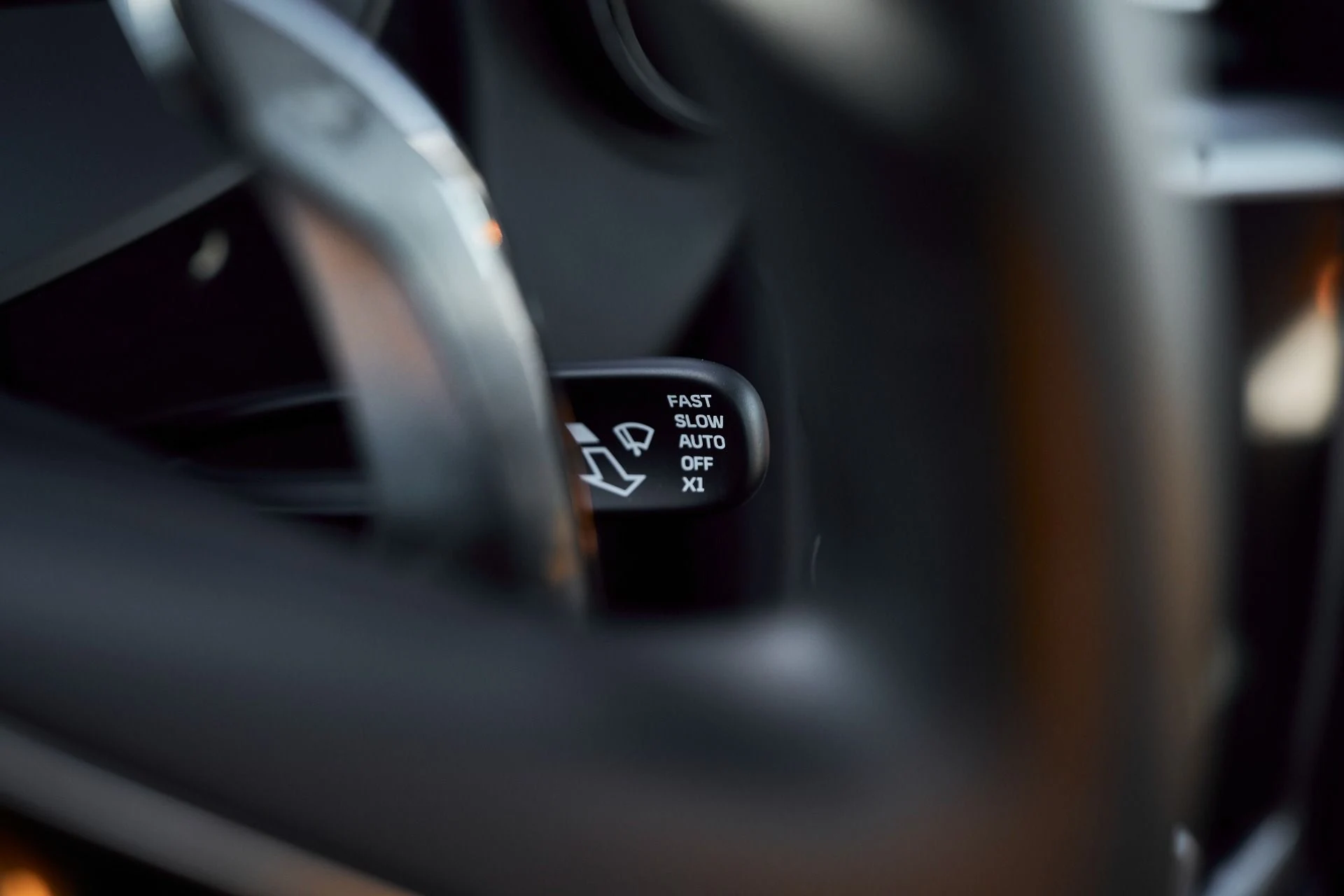 mph042_2556034794_Used_2024_Mc_Laren_750_S_1765410704_162ccfce31