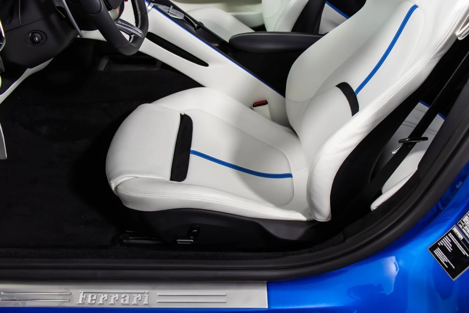 mph042_2564197736_938457d213a5a9db69fbfa9fb555e0cbx_1279482b33