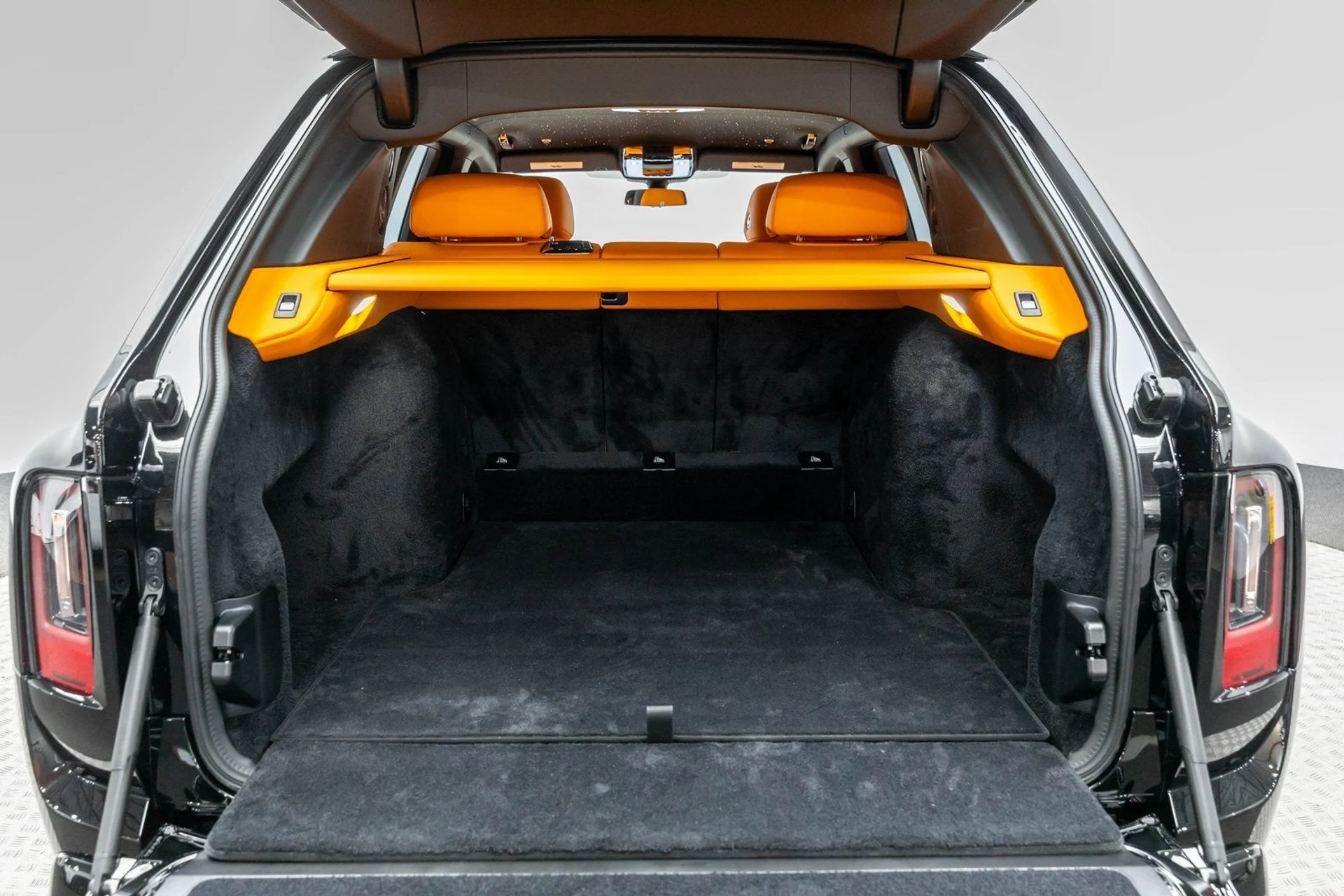 mph042_2566394140_43_74d3d7789b