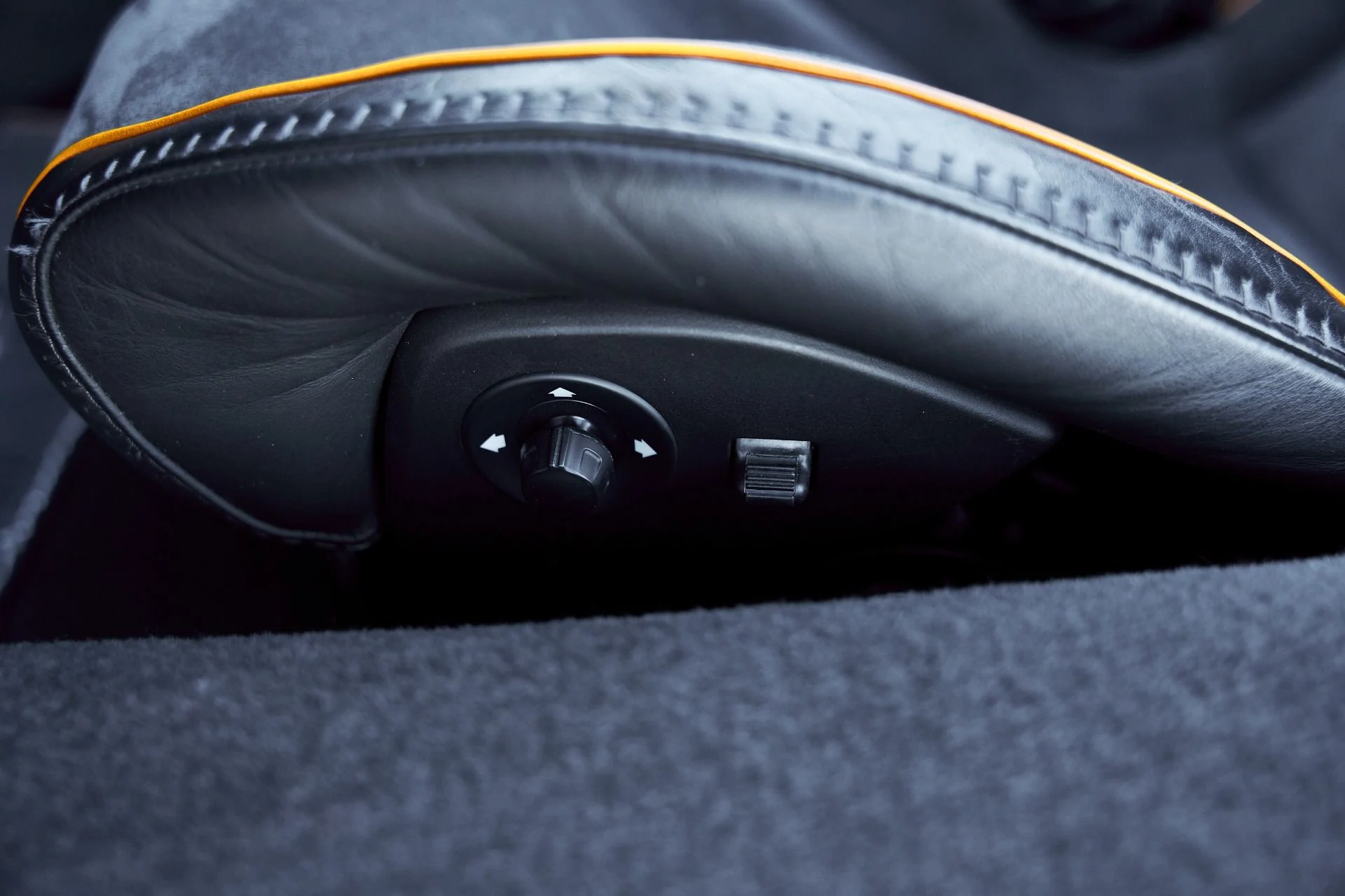 mph042_257153586_Used_2025_Mc_Laren_Artura_Performance_1769481859_c2bfa2550d