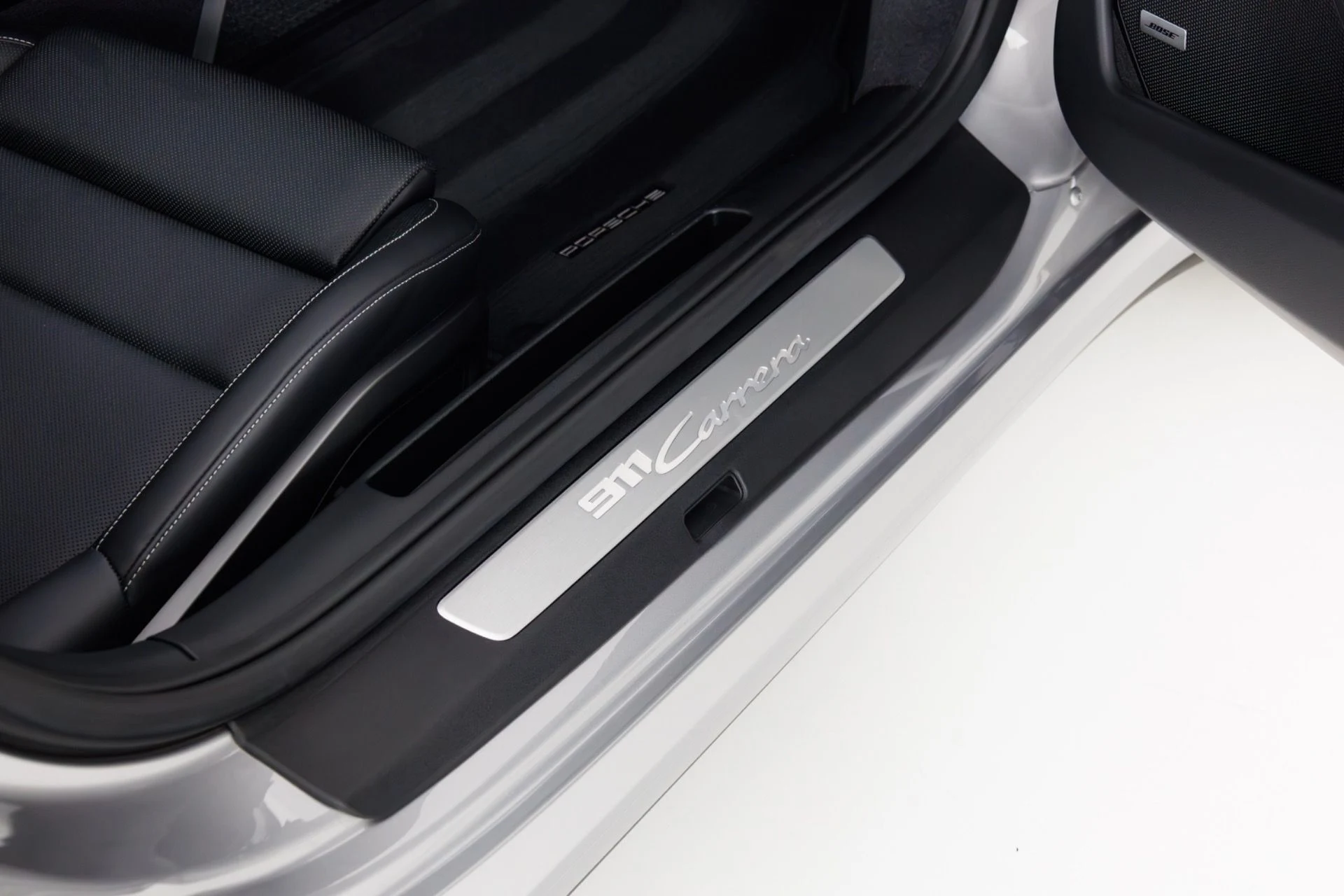 mph042_2597557342_Used_2022_Porsche_911_Carrera_1773941192_081658c7ed