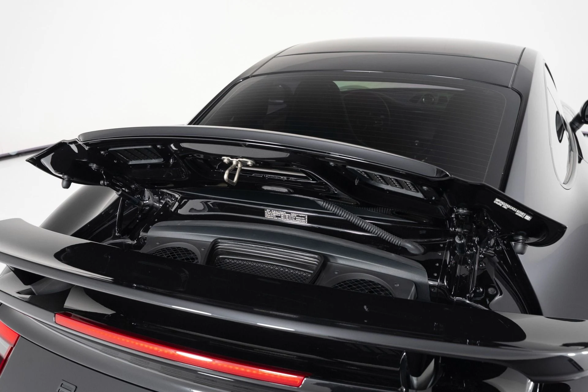 mph042_2606402133_Used_2019_Porsche_911_Turbo_S_1757958906_2b1aac13e6