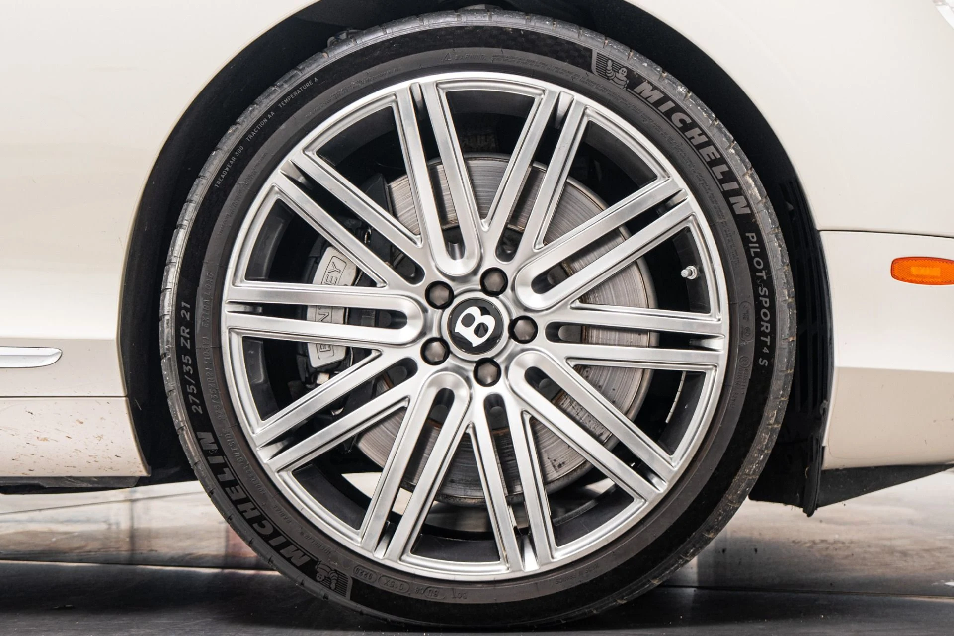 mph042_2607729503_Used_2014_Bentley_Continental_GTC_Speed_Low_Miles_Extended_Veneers_Classic_Color_Combination_1785352164_96fe4de9b9