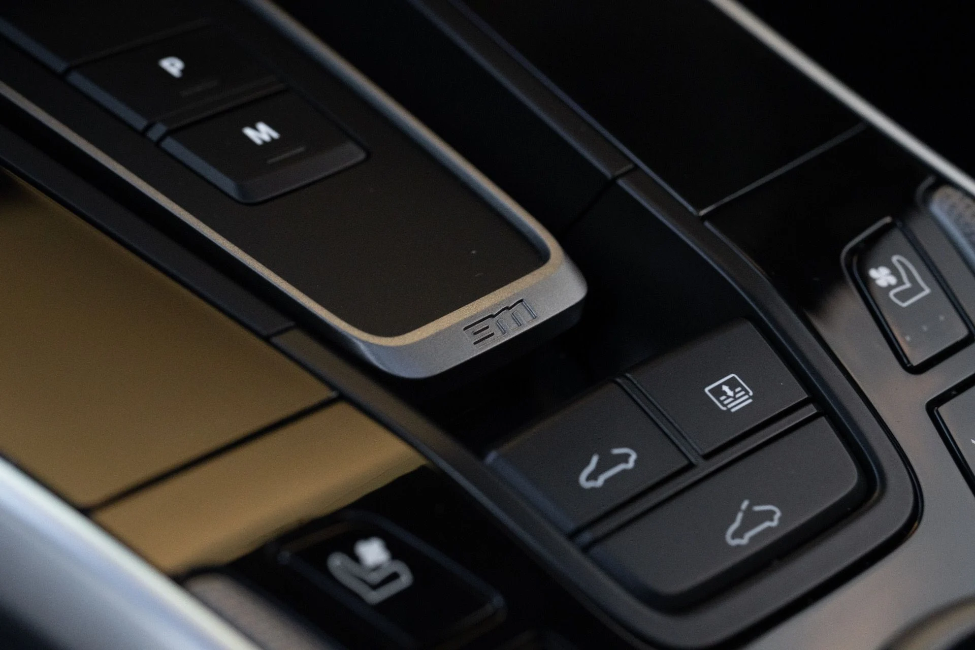 mph042_2625968471_Used_2024_Porsche_911_Turbo_1762281596_ad2d1851e3