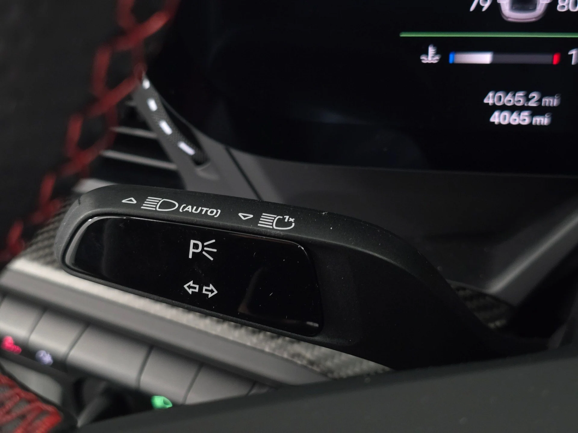 mph042_2628816471_2443345f824cacaf76dae385de96f87fx_42cc5184db