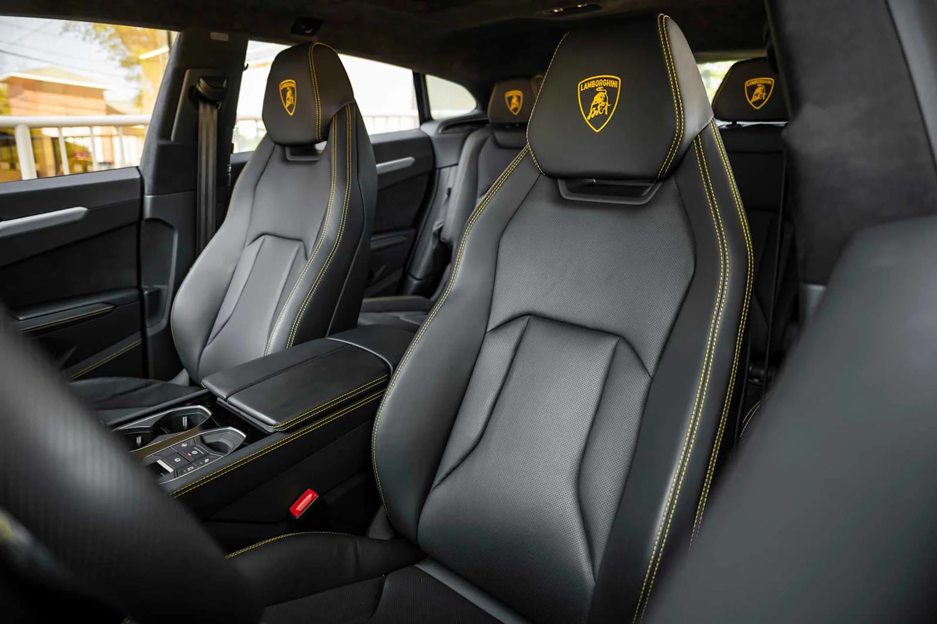 mph042_2638955304_f643afdfd17711cb7c1aadda9a96849cx_5ea4e37a1d