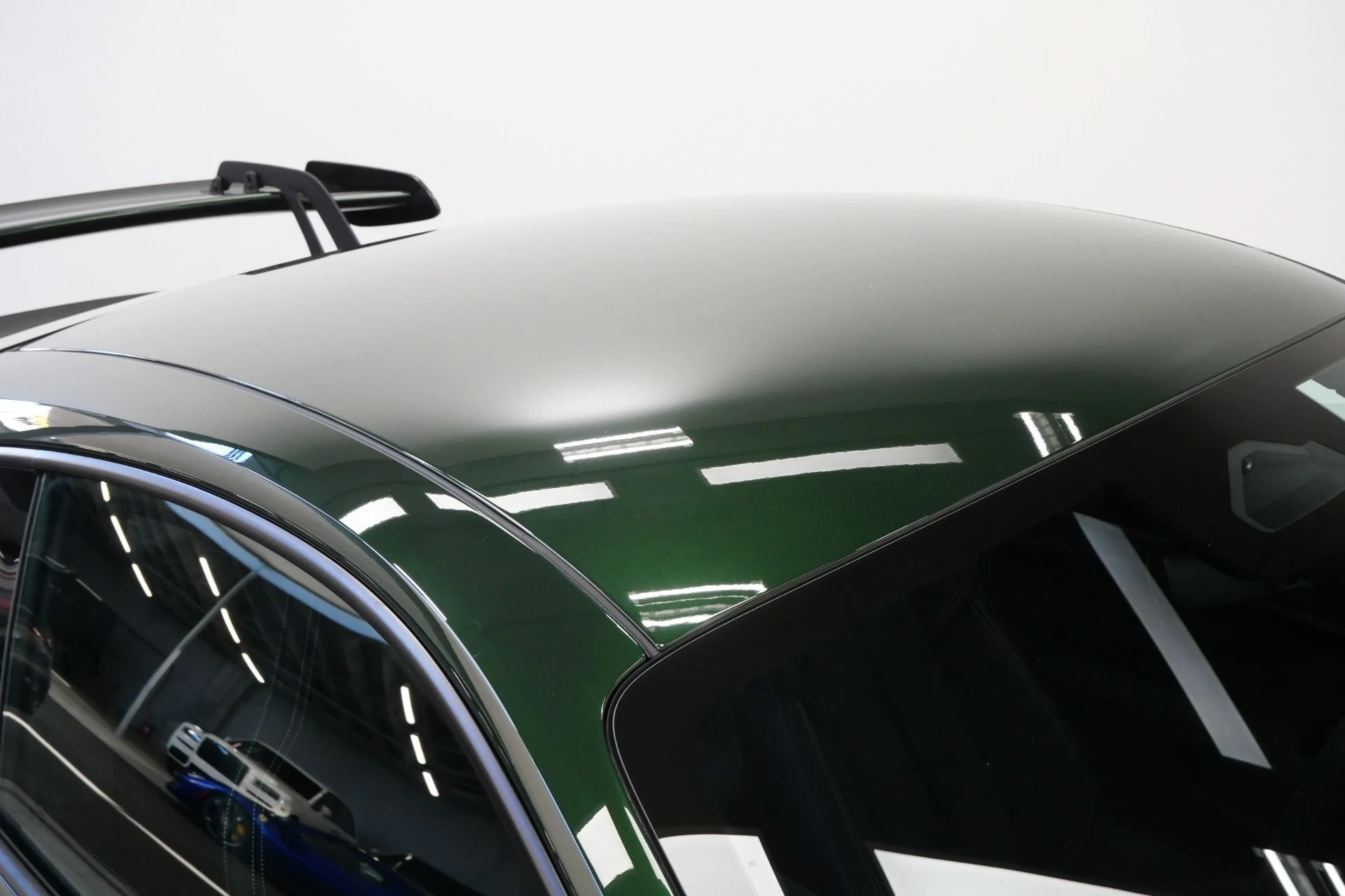 mph042_2654316496_Used_2026_Porsche_911_GT_3_Weissach_Package_6_Speed_Manual_Delivery_Miles_1773426266_ac8ba03c89