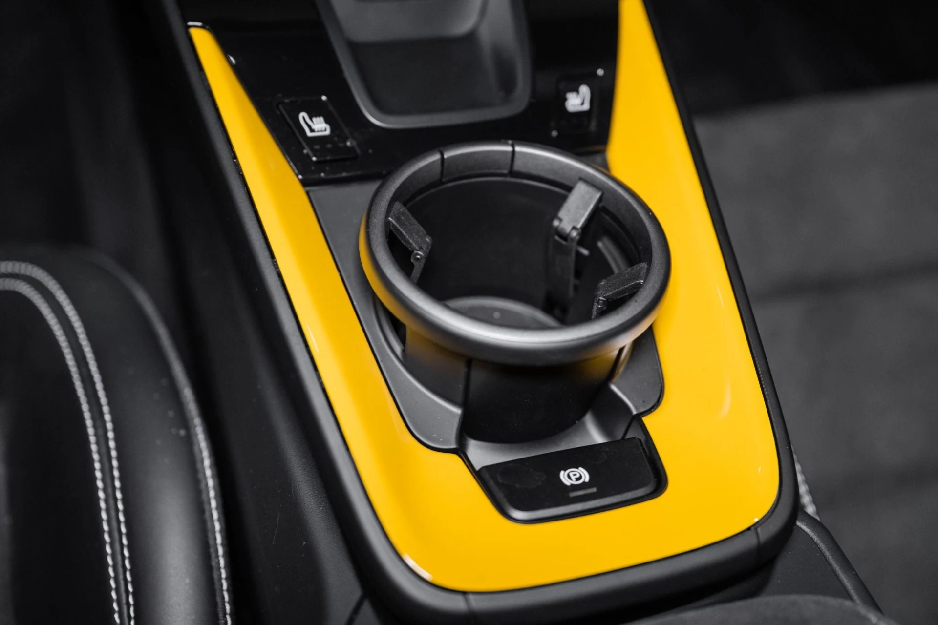 mph042_265804020_Used_2022_Porsche_911_GT_3_1764089810_6bbab58a2b