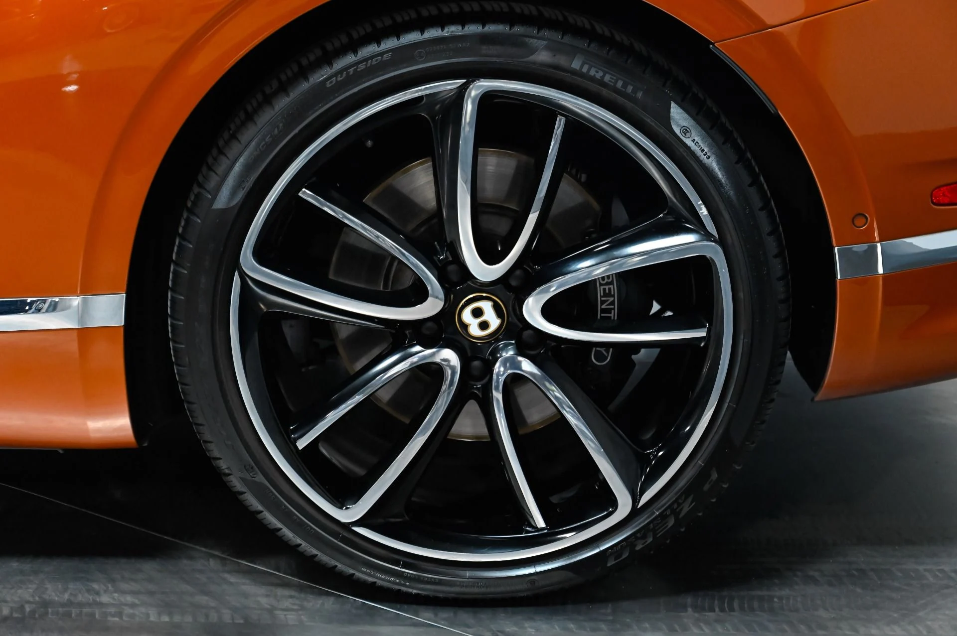 mph042_2659100854_Used_2020_Bentley_Continental_GT_V8_1788402811_723af8dea8