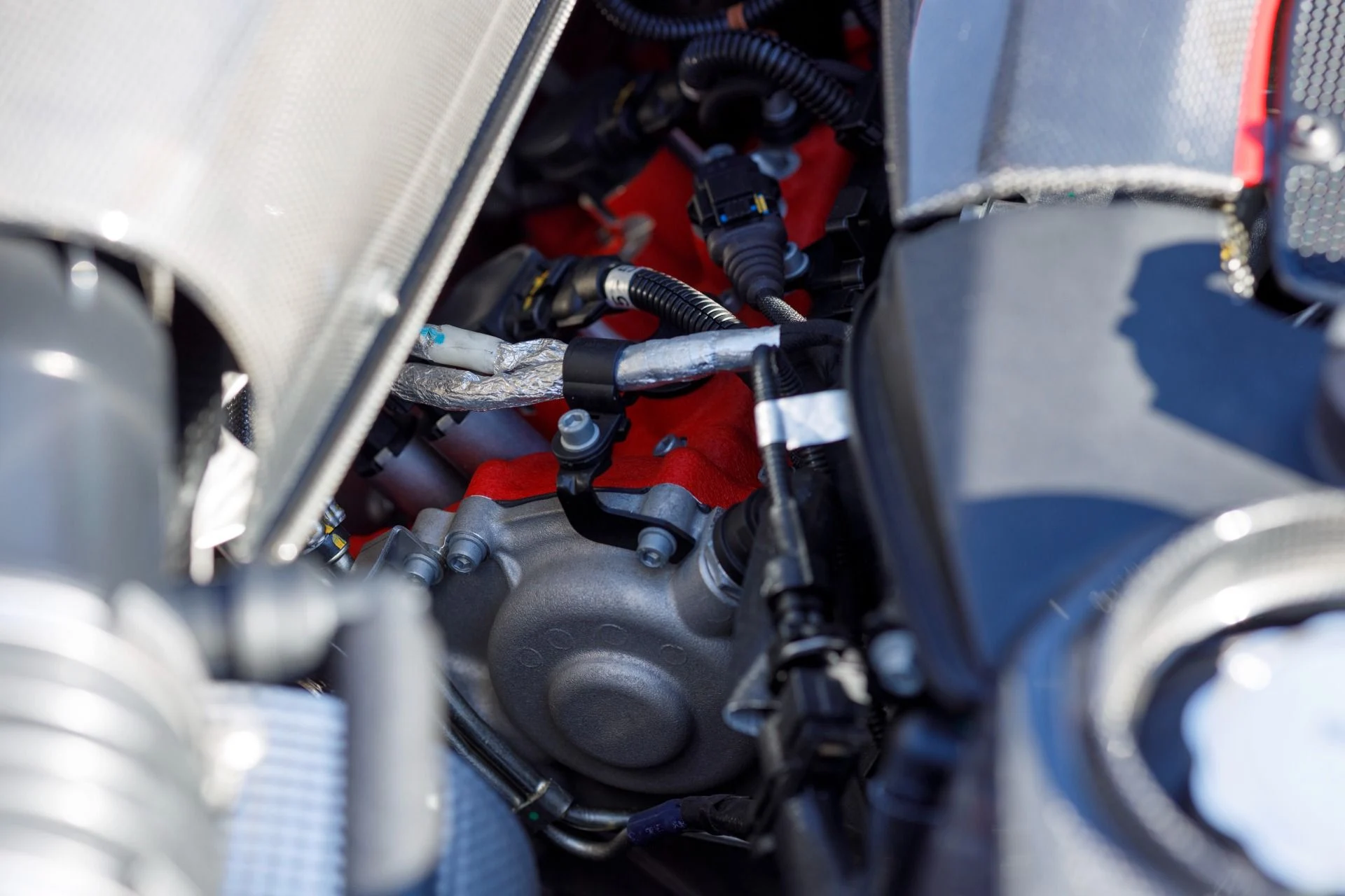 mph042_2665167937_Used_2020_Ferrari_488_Pista_1765914948_865d21959c