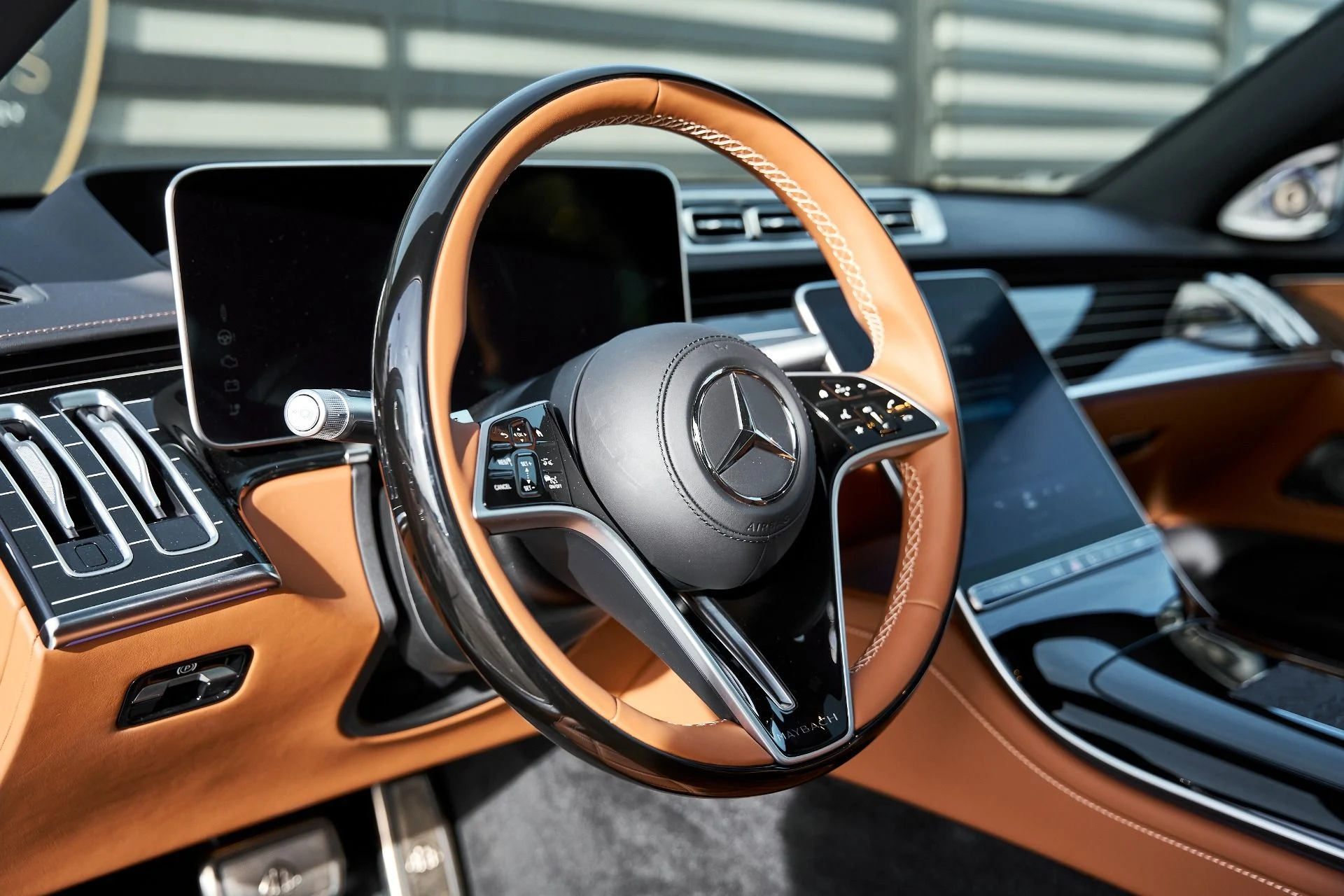 mph042_2672121015_Used_2026_Mercedes_Benz_S_Class_Maybach_S_680_1766455581_735233d7dd