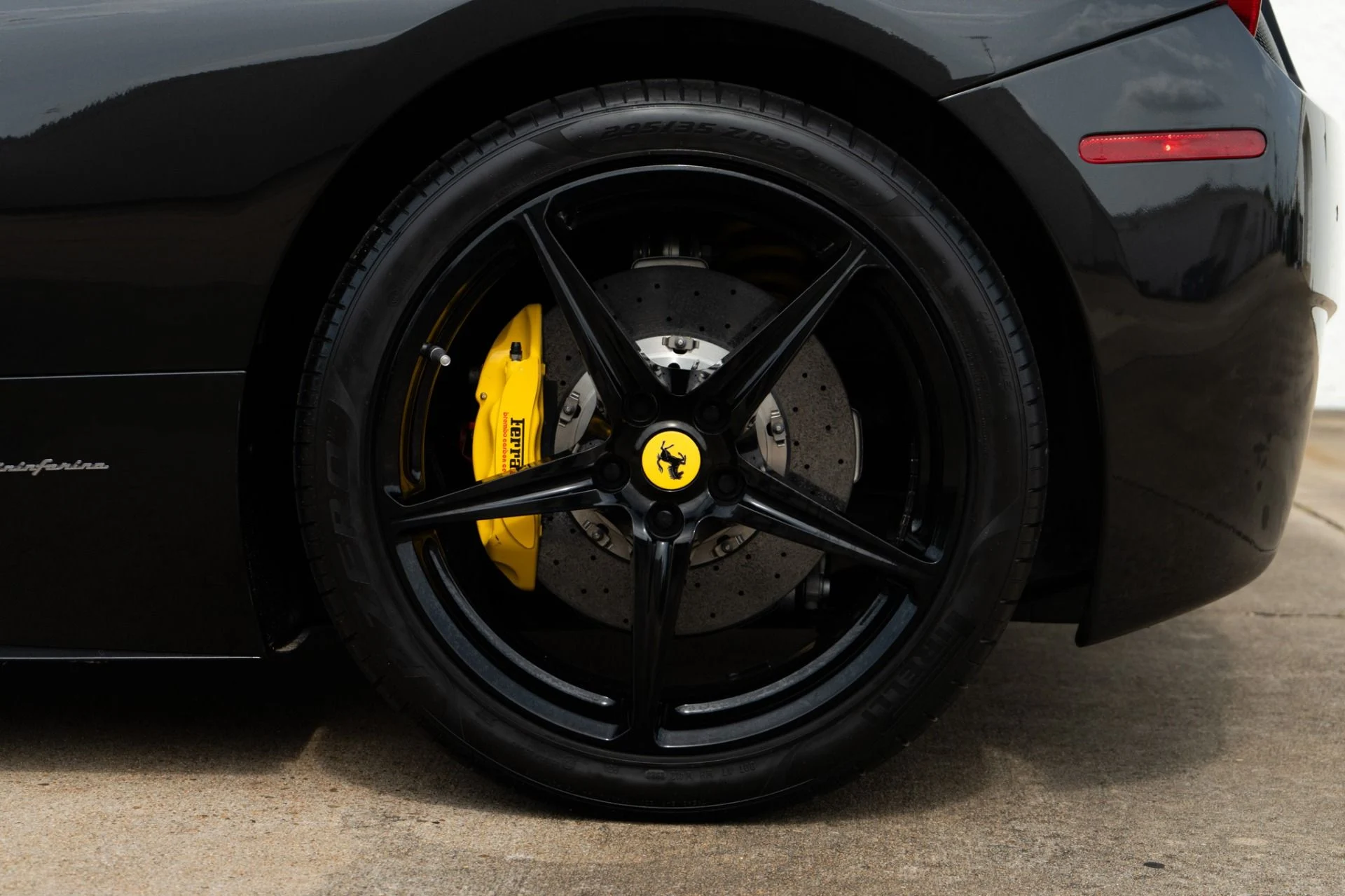 mph042_2712958599_Used_2011_Ferrari_458_Italia_1782320049_a72da4caa5
