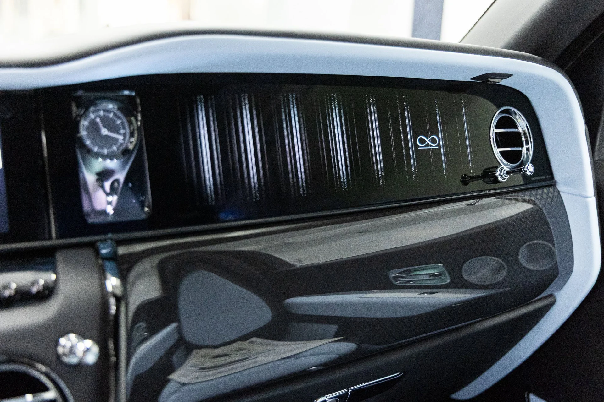 mph042_2714540667_66d72e83d02f1023afc03e4c9e535165x_e246a7dac4