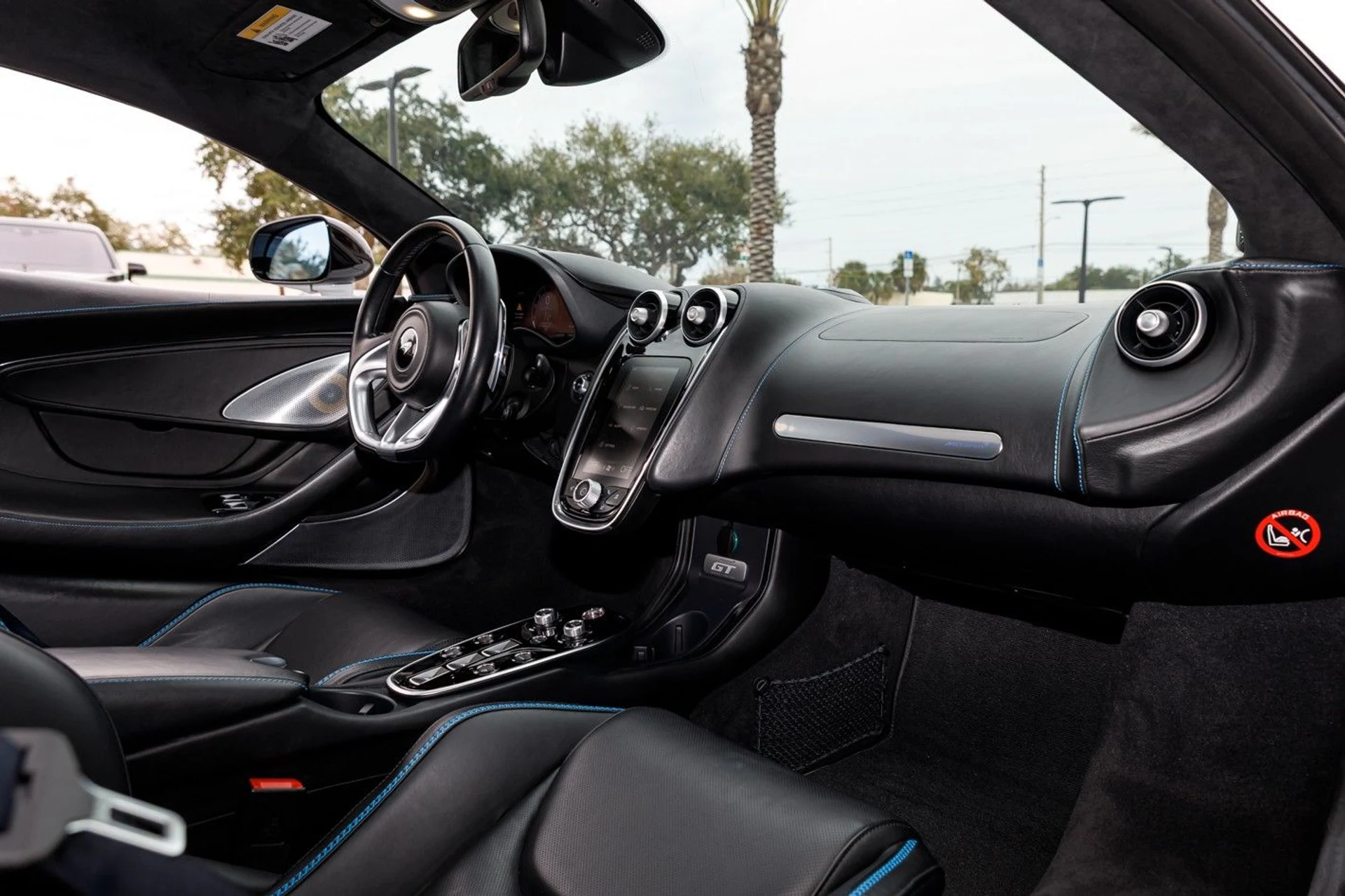 mph042_2718383250_642_p43_l_9a8a1b7aa1