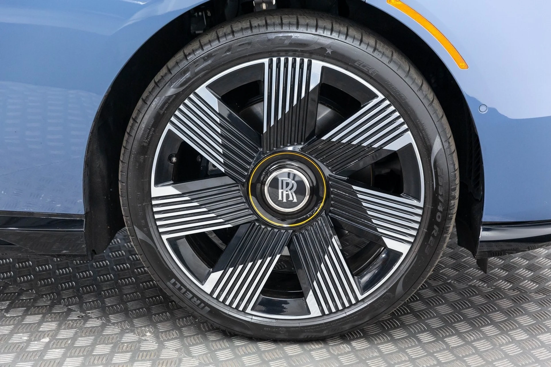 mph042_2718950253_43_ed46e9567b