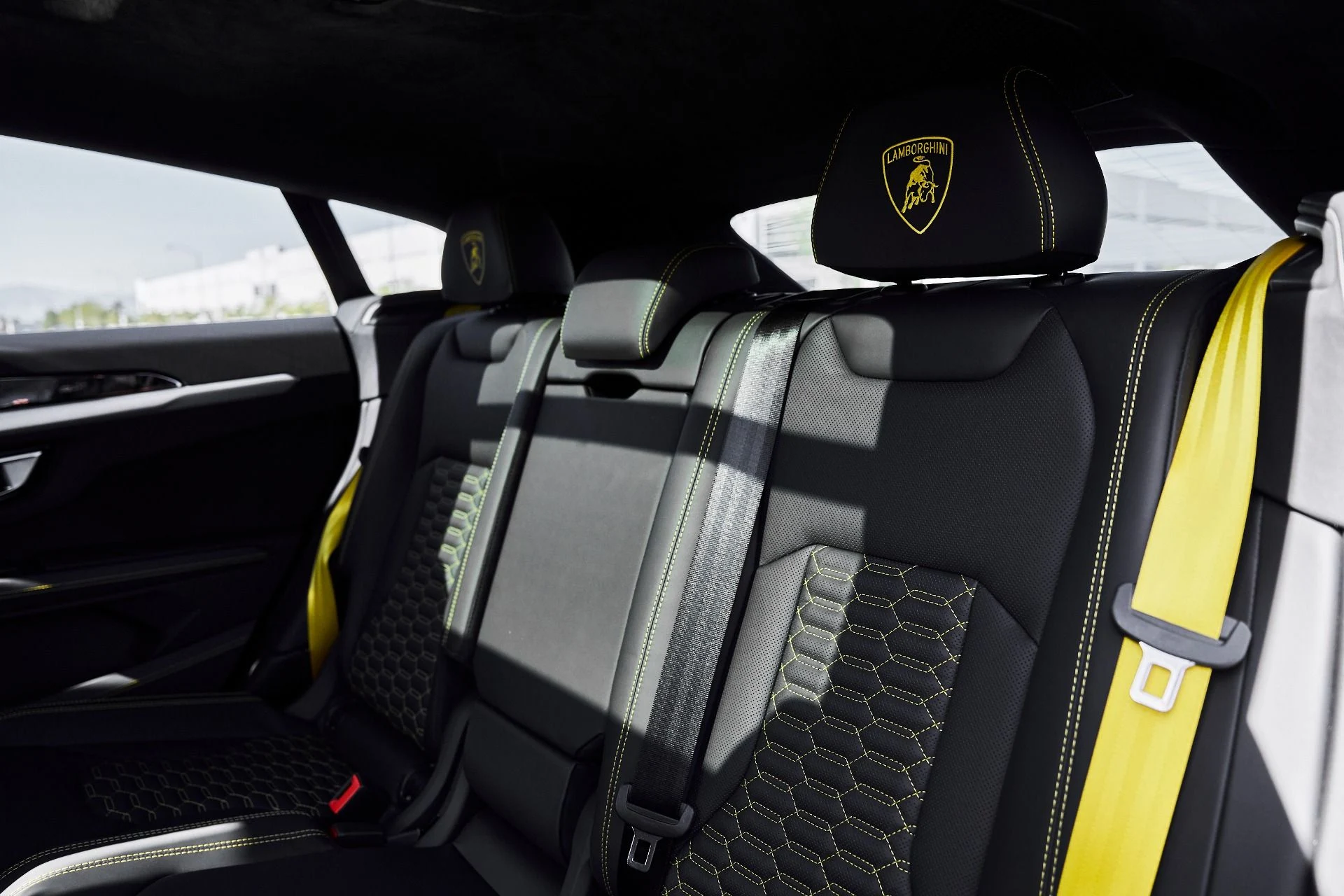 mph042_2726202451_Used_2024_Lamborghini_Urus_S_1780082890_8c32b30c4b