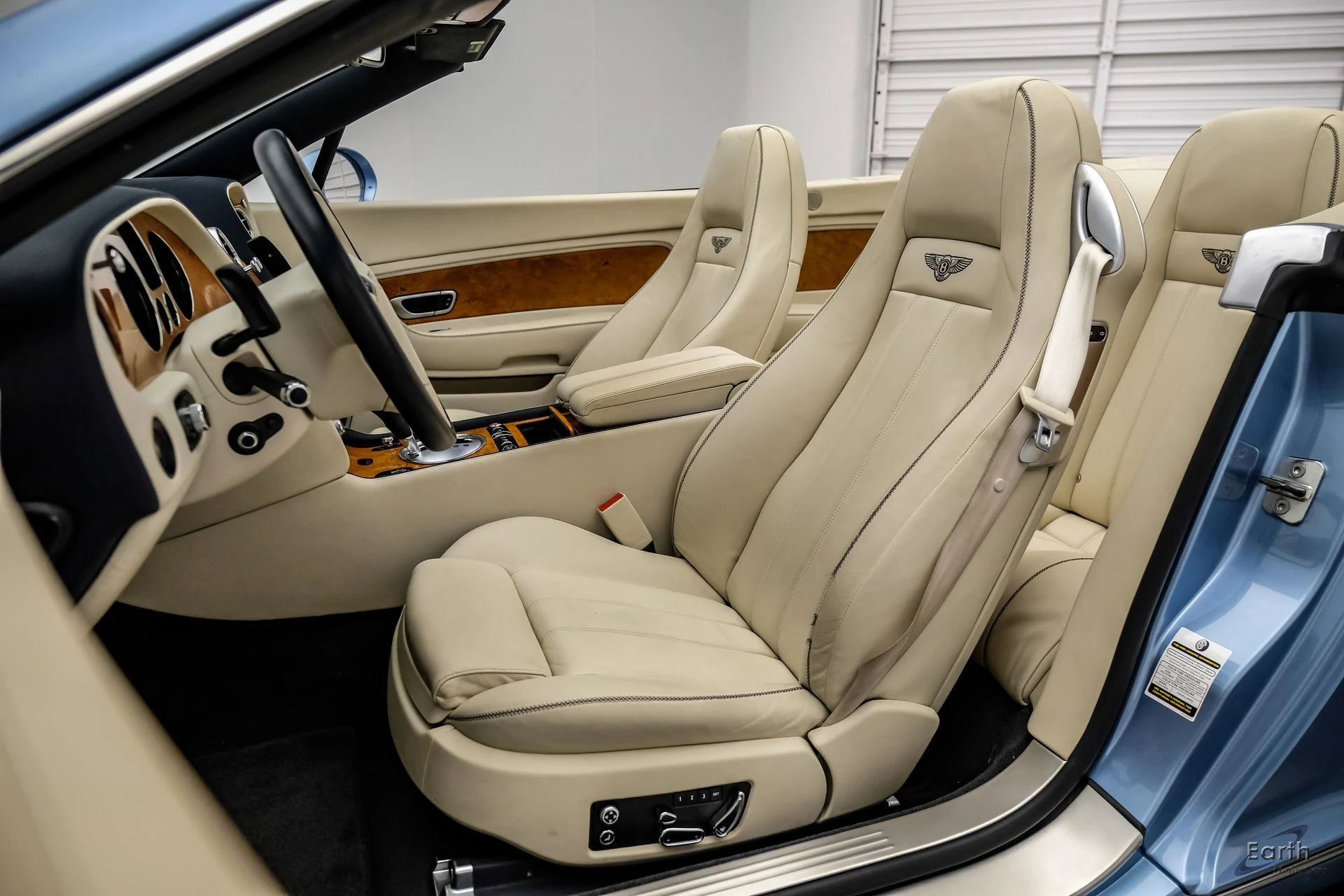 mph042_2730895016_69df18440505f6d7fcec87f1712e3dd5x_9c25cd901b