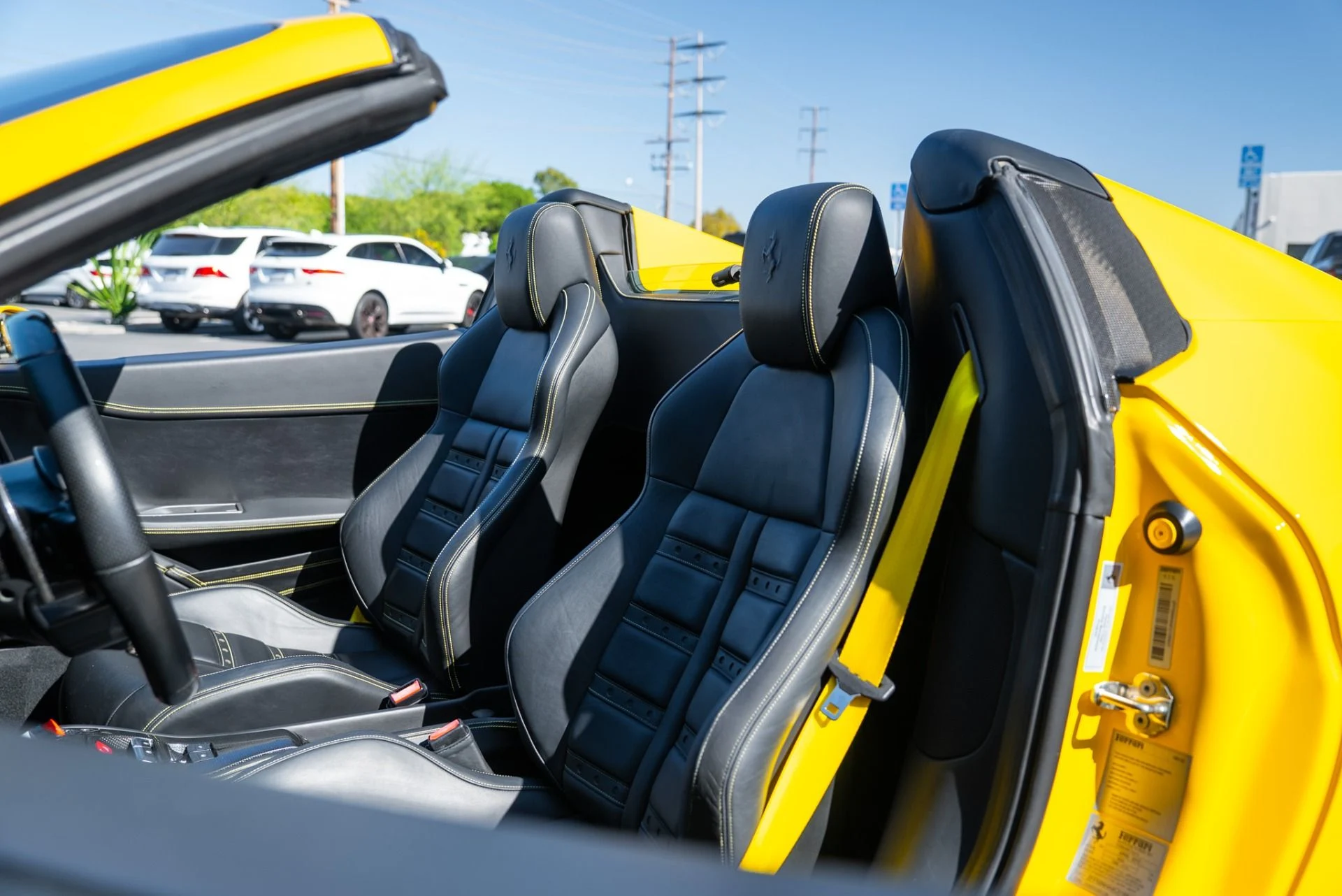 mph042_2754485119_Used_2012_Ferrari_458_Spider_1762304574_f9e1431470