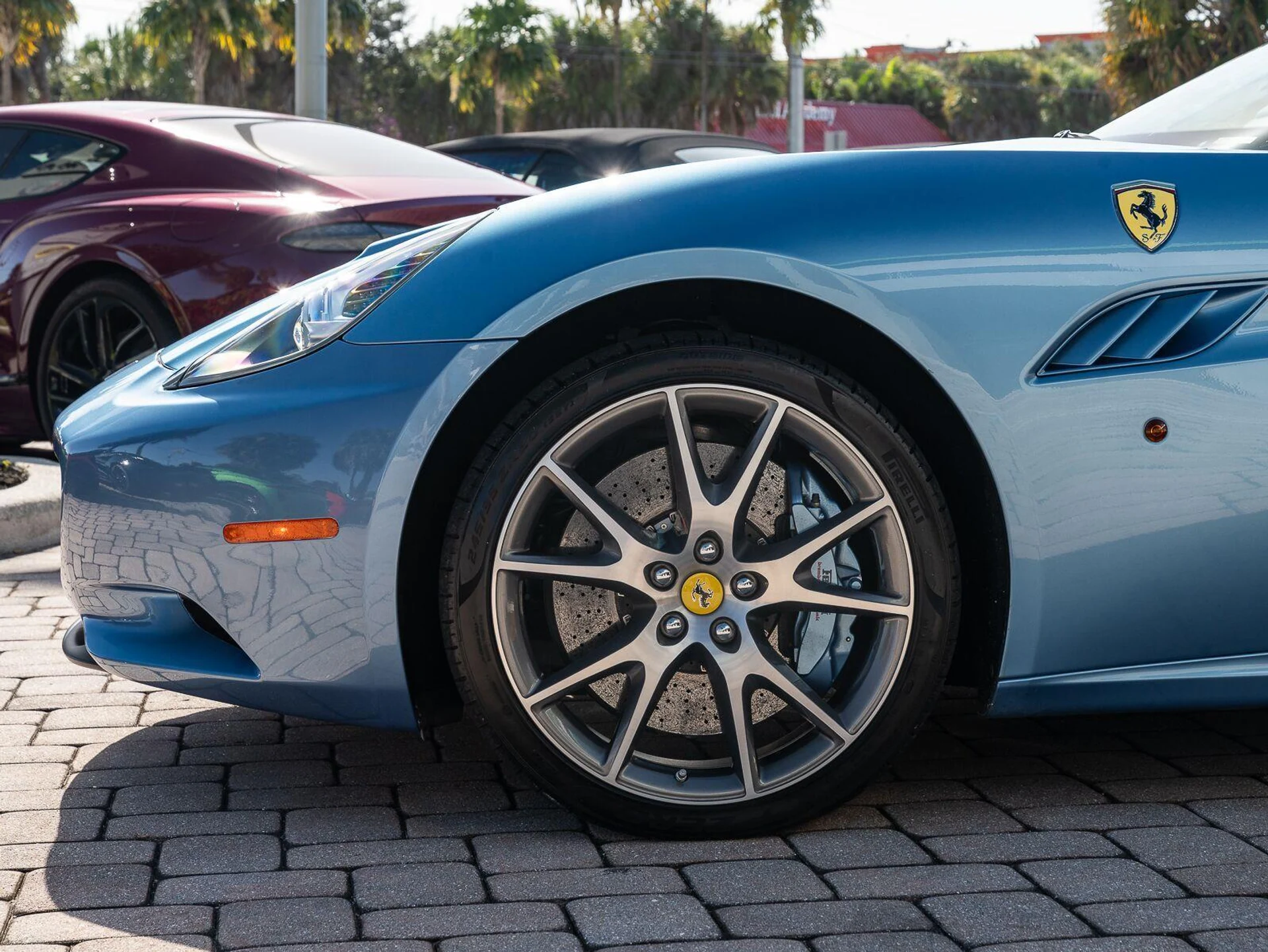 mph042_2766173330_Used_2010_Ferrari_California_1793131321_1641d33920