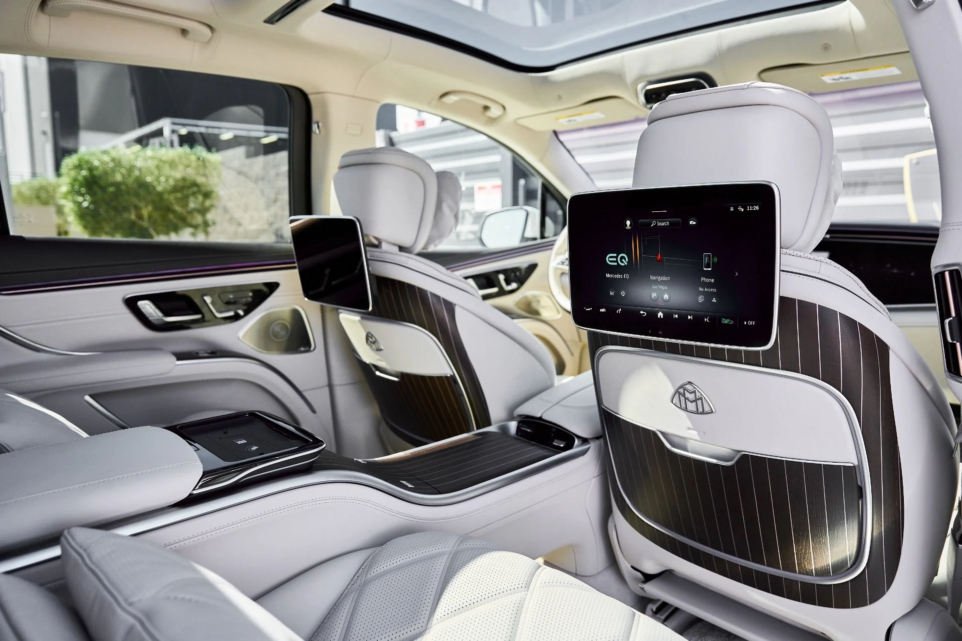 mph042_27762239_Used_2025_Mercedes_Benz_EQS_Maybach_EQS_680_1773365849_3ca7007a92