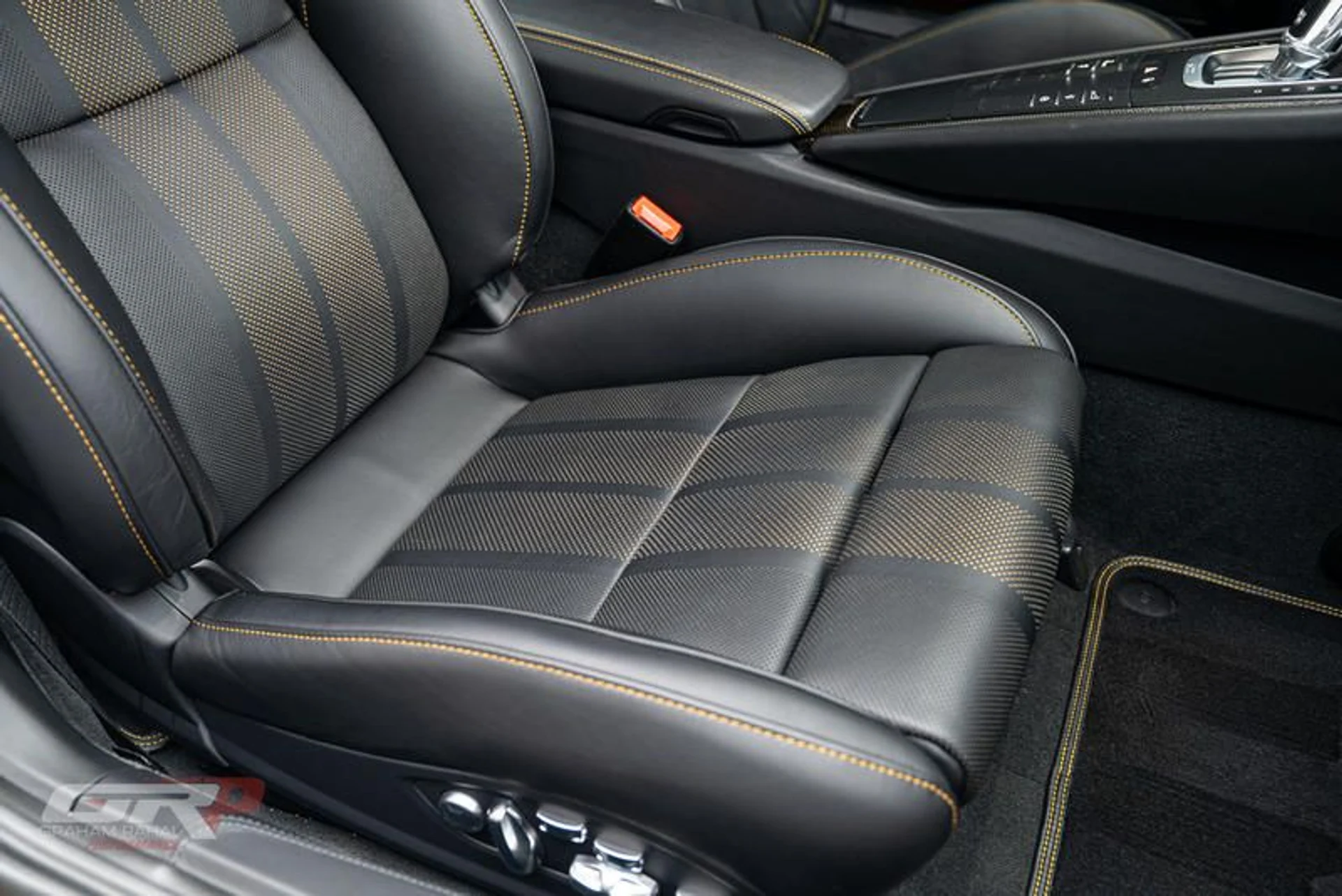 mph042_2794605679_E0311_EA_3_7_C81_4976_ABE_9_1_D1_D79_BEA_5_FD_d305aaa671