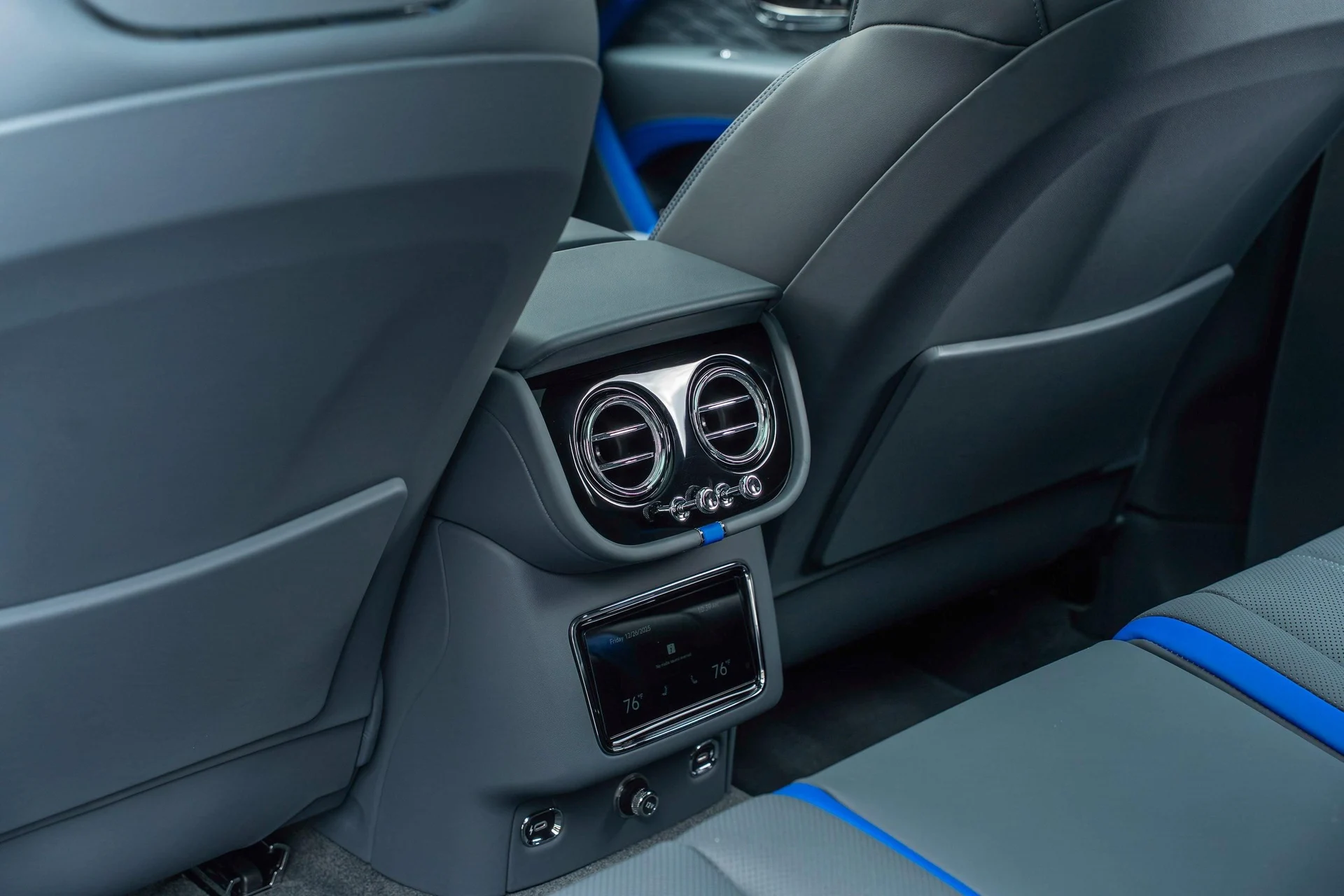 mph042_2795290282_477619924_6954c01a4e73cd9f103f4feb_e8ee629d05