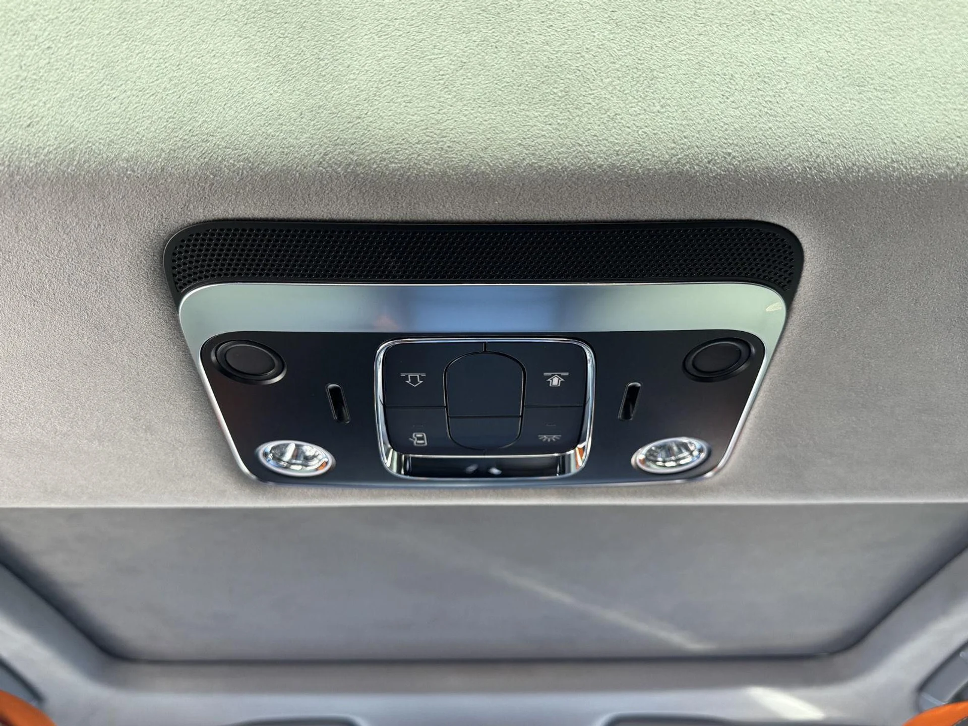 mph042_2821591213_e4586401251256f8e73209e90f10ca7a_765e87a794