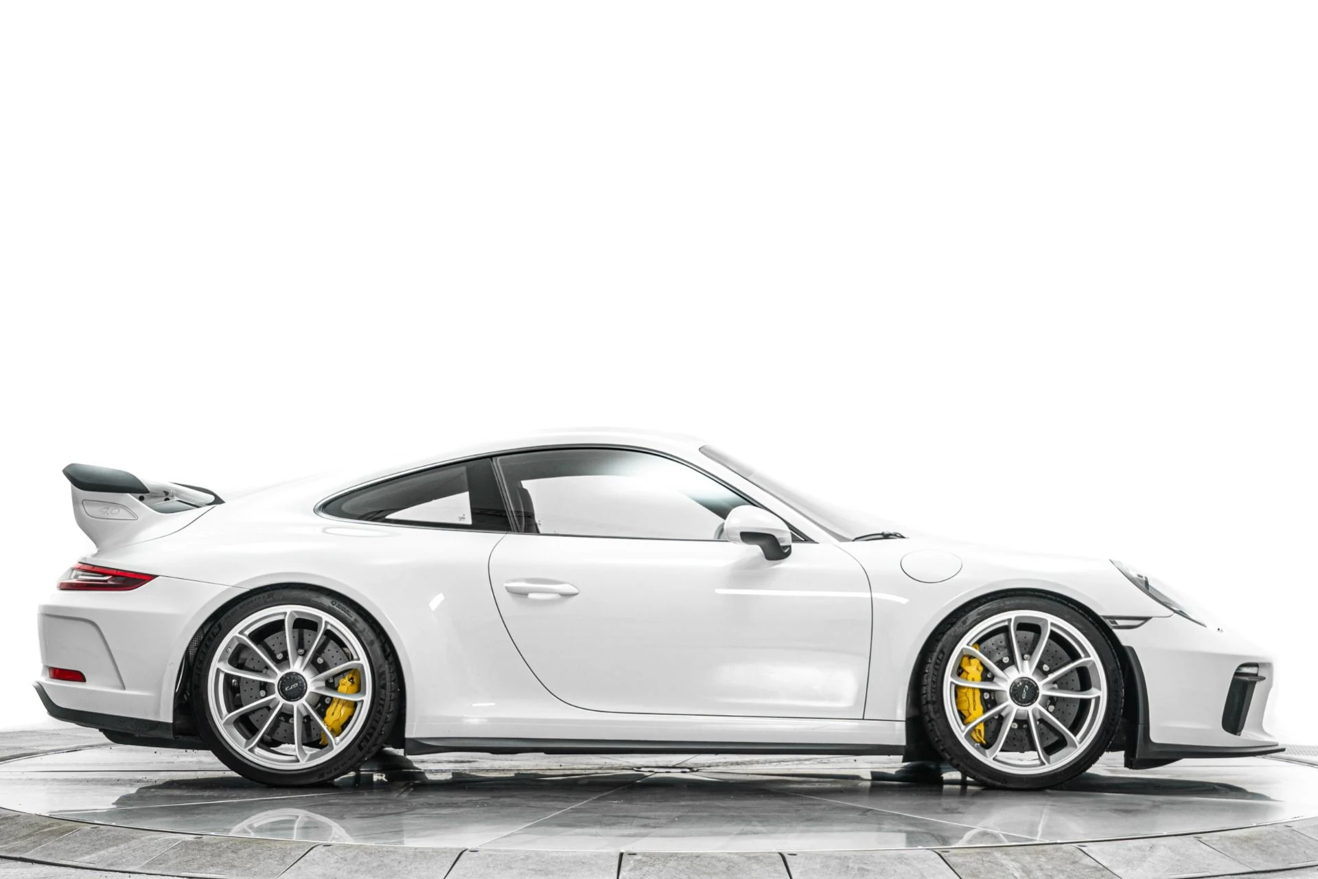 mph042_2833980737_Used_2018_Porsche_911_GT_3_Carbon_Ceramic_Brakes_1781905829_b97ee676fe