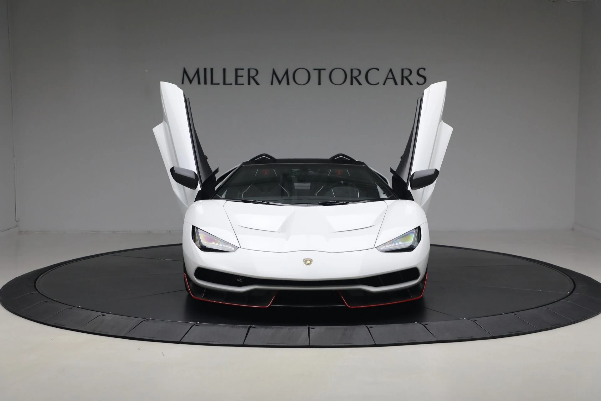 mph042_2833988532_Used_2017_Lamborghini_Centenario_Roadster_1778176880_d5ae55bcc6