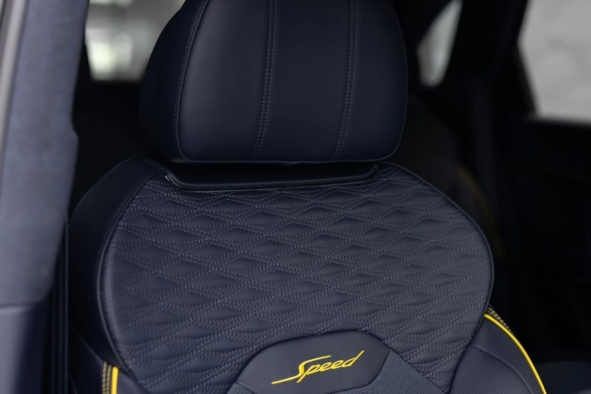 mph042_2846204479_f8d9aec9bab9ff38174f8a788774d499x_d4b9c7d63b