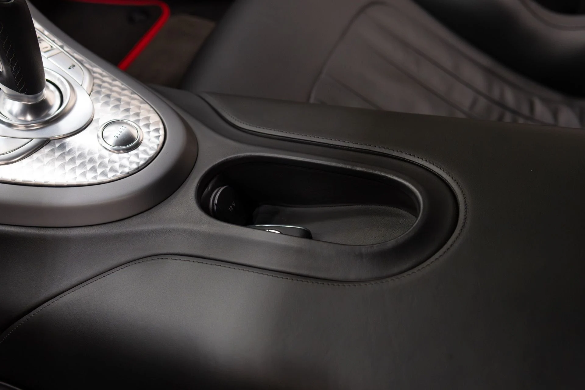 mph042_2846538149_Used_2008_Bugatti_Veyron_164_1769463944_1822bf949d